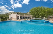 V4S1830, 5 Bedroom 3 Bathroom Villa in Aspe with private pool and large plot 