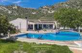 CV4S1830, Copy: 5 Bedroom 3 Bathroom Villa in Aspe with private pool and large plot 