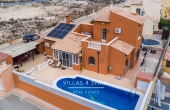 V4S2264, 3 bedroom 3 bathroom villa with private pool and parking in fortuna murcia