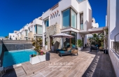 V4S2393, 4 bedroom 3 bathroom luxury villa with private pool parking and roof terrace