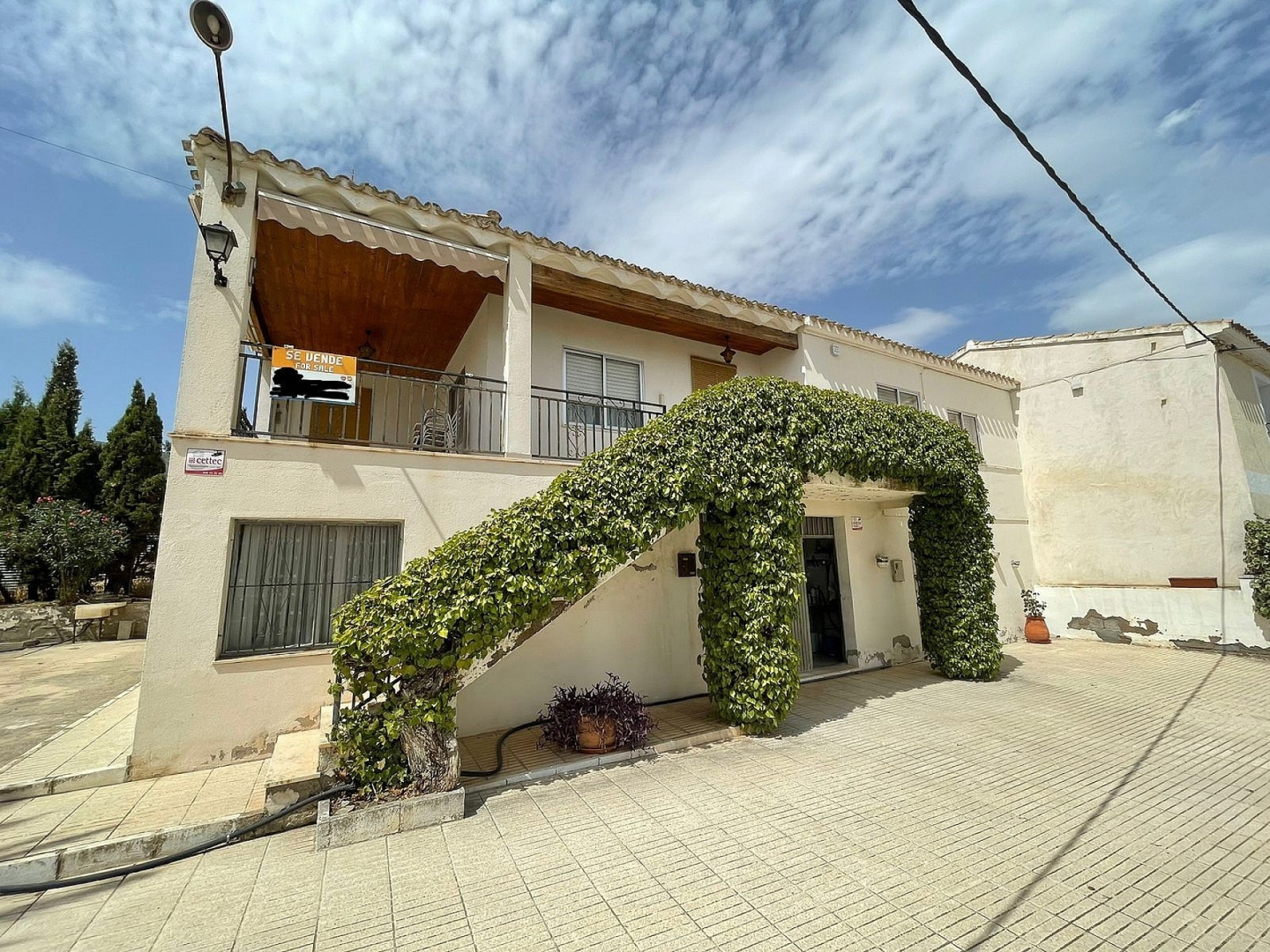 5 Bedroom 1 Bathroom Townhouse in Salinas