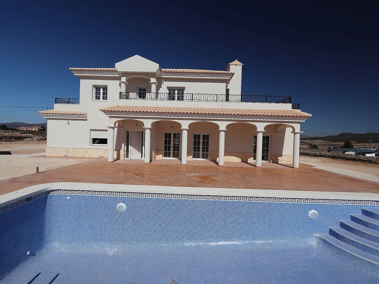 4 Bedroom 3 Bathroom Villa in Pinoso