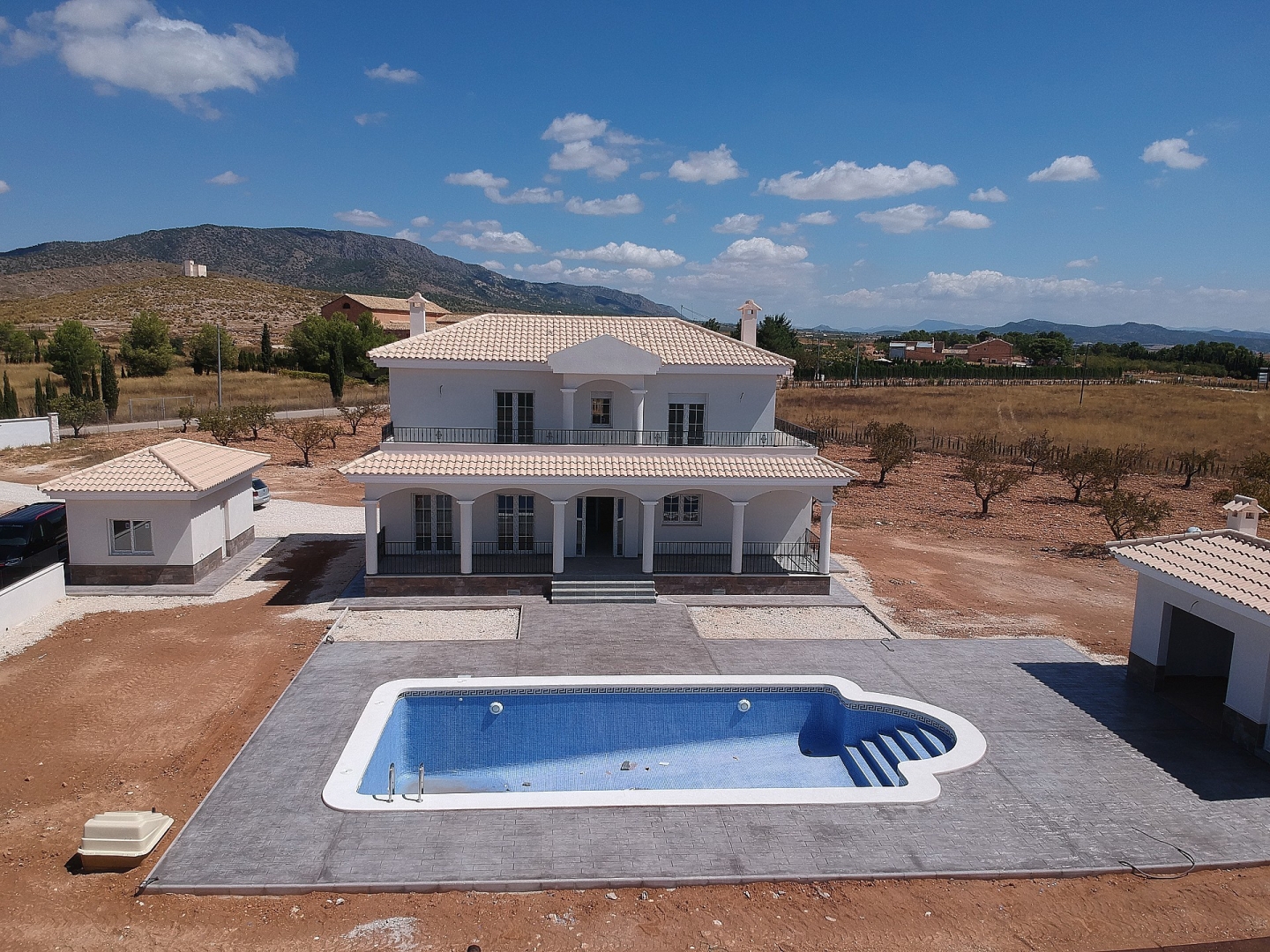 4 Bedroom 3 Bathroom Villa in Pinoso