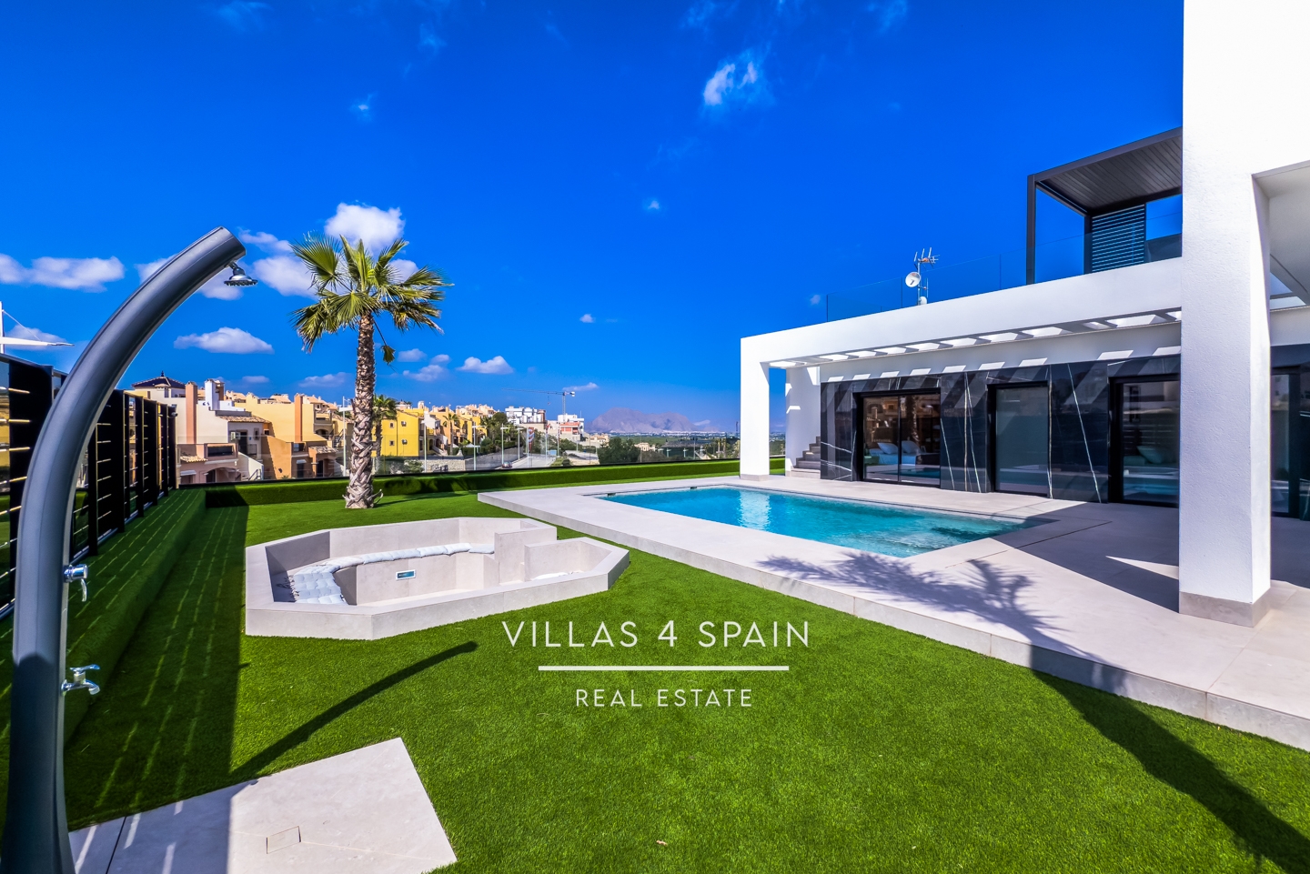 3 Bed 2 Bath New Build Villa with private pool and parking in La Finca Golf Algorfa