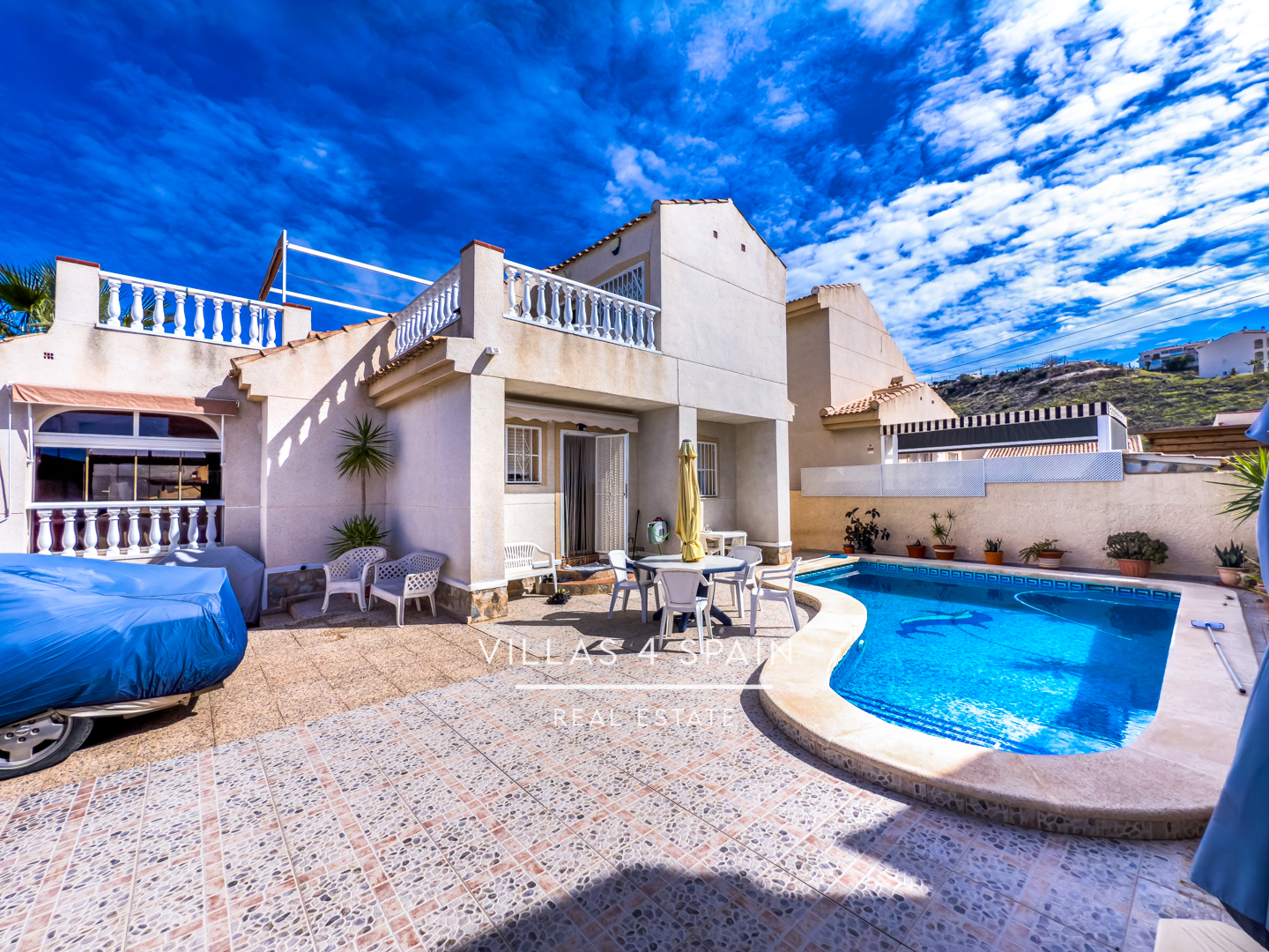 Resale - 4 Bed 2 Bath Detached Villa with Private Pool in Rojales, Ciudad Quesada - AV. Rio Tajo - Alicante Resale - 4 Bed 2 Bath Detached Villa with Private Pool in Rojales, Ciudad Quesada - AV. Rio Tajo - Alicante