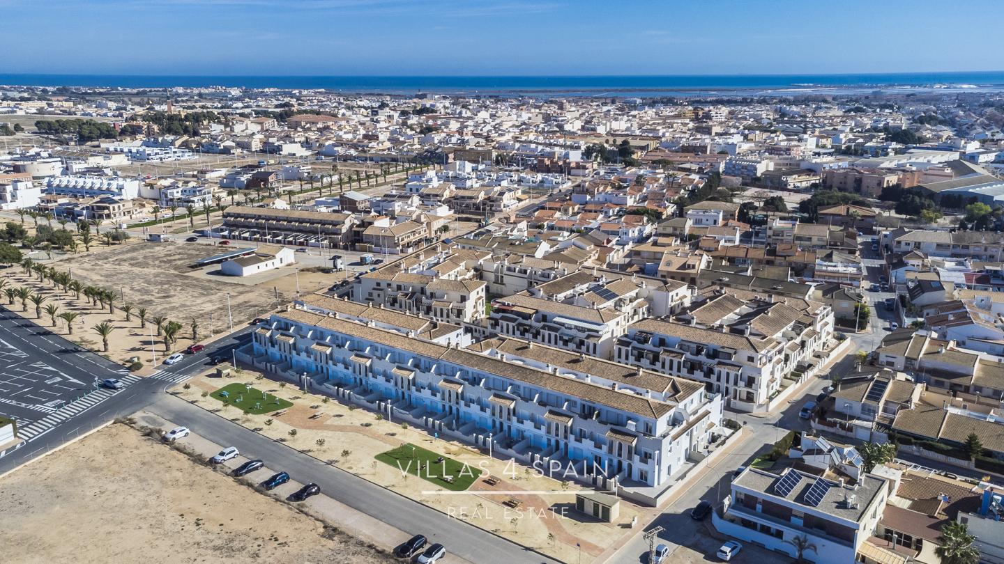 Resale - 2-Bed, 1-Bath Ground Floor Apartment in San Pedro del Pinatar - Av. los Antolinos - Murcia Resale - 2-Bed, 1-Bath Ground Floor Apartment in San Pedro del Pinatar - Av. los Antolinos - Murcia