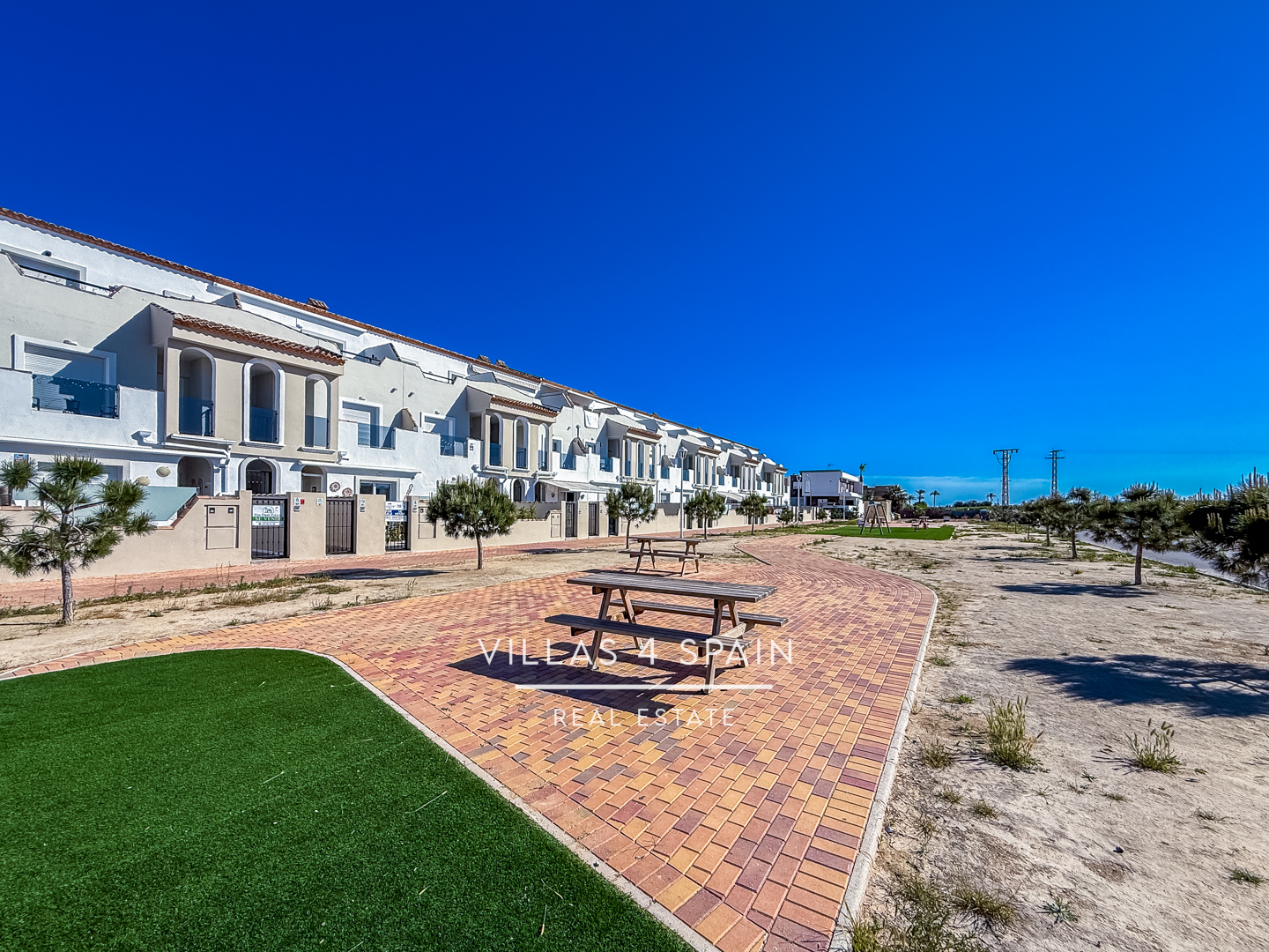 Resale - 2-Bed, 1-Bath Ground Floor Apartment in San Pedro del Pinatar - Av. los Antolinos - Murcia Resale - 2-Bed, 1-Bath Ground Floor Apartment in San Pedro del Pinatar - Av. los Antolinos - Murcia