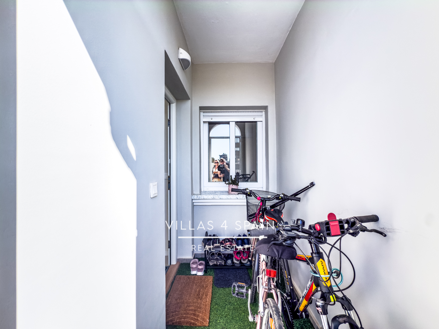 Resale - 2-Bed, 1-Bath Ground Floor Apartment in San Pedro del Pinatar - Av. los Antolinos - Murcia Resale - 2-Bed, 1-Bath Ground Floor Apartment in San Pedro del Pinatar - Av. los Antolinos - Murcia