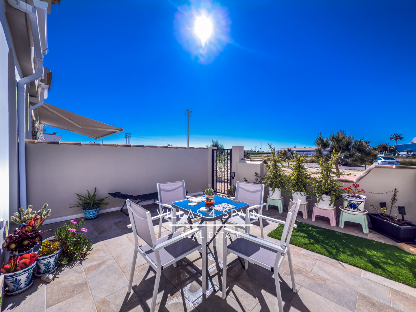 Resale - 2-Bed, 1-Bath Ground Floor Apartment in San Pedro del Pinatar - Av. los Antolinos - Murcia Resale - 2-Bed, 1-Bath Ground Floor Apartment in San Pedro del Pinatar - Av. los Antolinos - Murcia