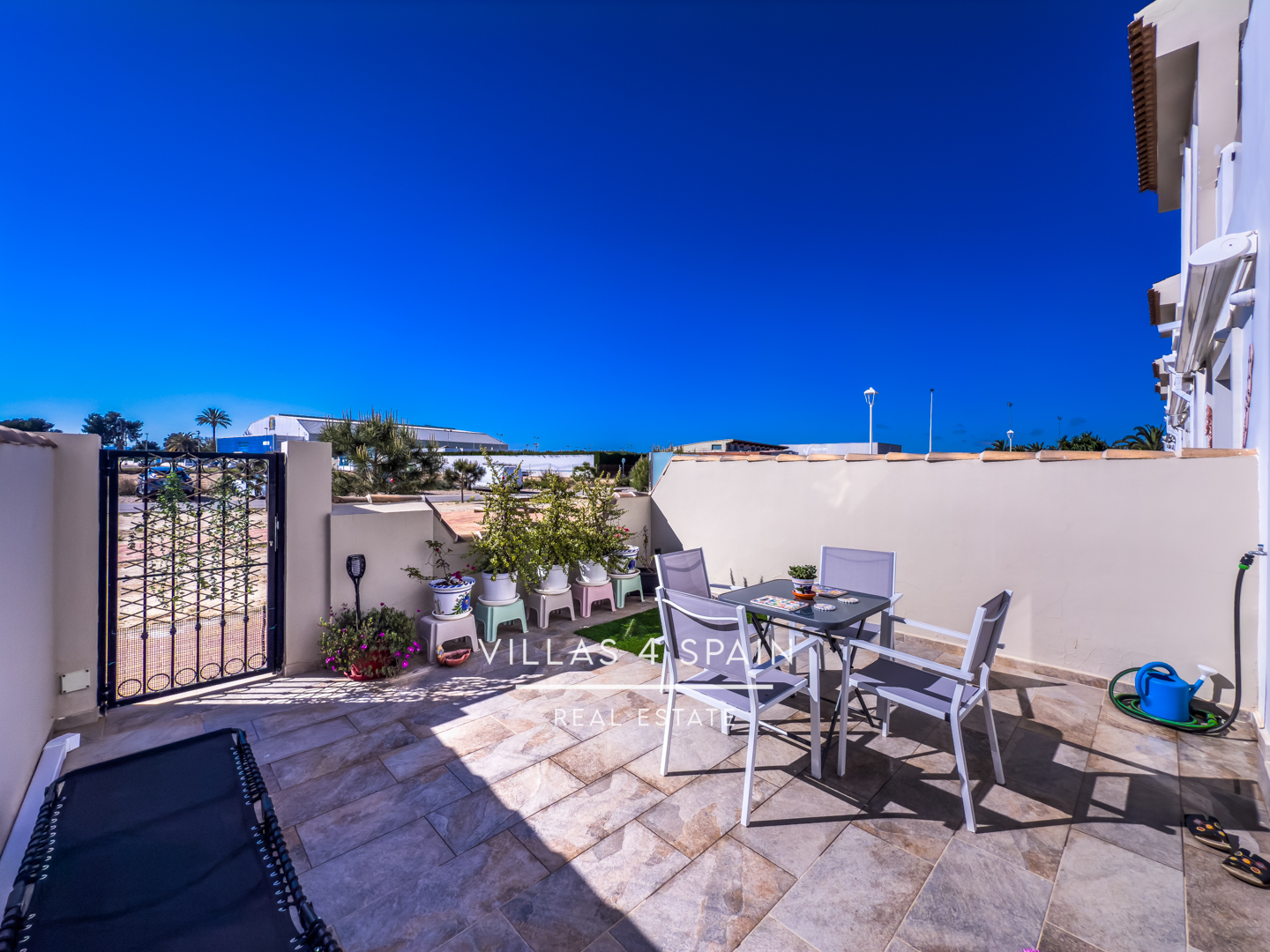 Resale - 2-Bed, 1-Bath Ground Floor Apartment in San Pedro del Pinatar - Av. los Antolinos - Murcia Resale - 2-Bed, 1-Bath Ground Floor Apartment in San Pedro del Pinatar - Av. los Antolinos - Murcia