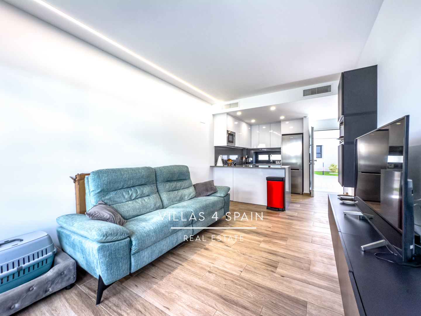 Resale - 2 Bed 2 Bath Groundfloor Apartment with front garden in Villamartin - C. Gigantes y Cabezudos - Alicante Resale - 2 Bed 2 Bath Groundfloor Apartment with front garden in Villamartin - C. Gigantes y Cabezudos - Alicante
