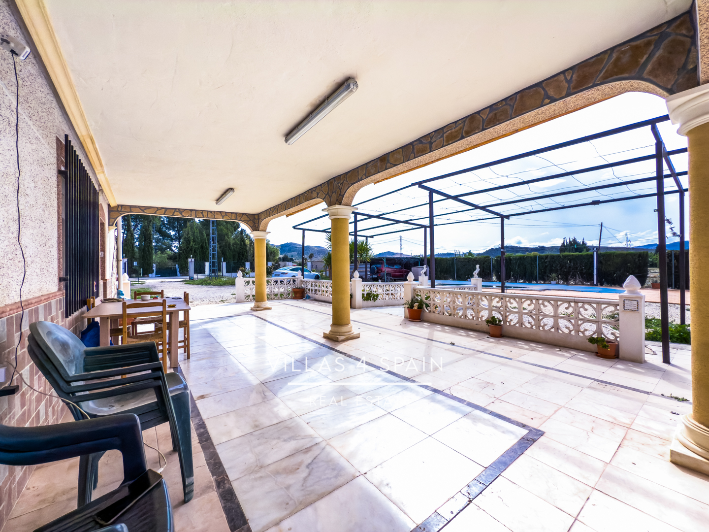 Resale - 3 Bed 3 Bath Villa with Private Pool and Expansive 12,000m² Plot in Hondón de las Nieves - Carr. a Hondón de los Frailes - Alicante Resale - 3 Bed 3 Bath Villa with Private Pool and Expansive 12,000m² Plot in Hondón de las Nieves - Carr. a Hondón de los Frailes - Alicante