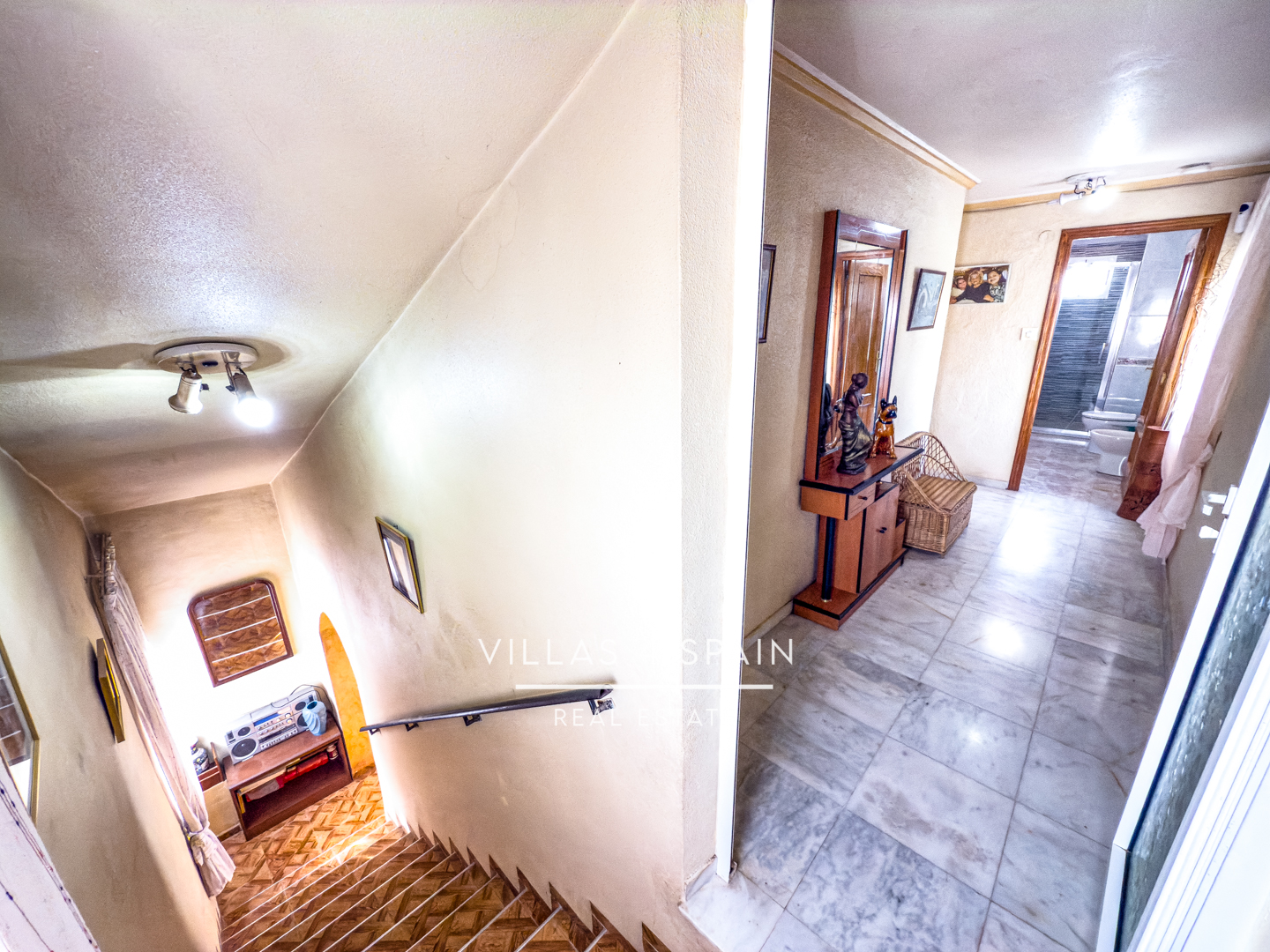 Resale - 3 Bed 3 Bath Villa with Private Pool and Expansive 12,000m² Plot in Hondón de las Nieves - Carr. a Hondón de los Frailes - Alicante Resale - 3 Bed 3 Bath Villa with Private Pool and Expansive 12,000m² Plot in Hondón de las Nieves - Carr. a Hondón de los Frailes - Alicante