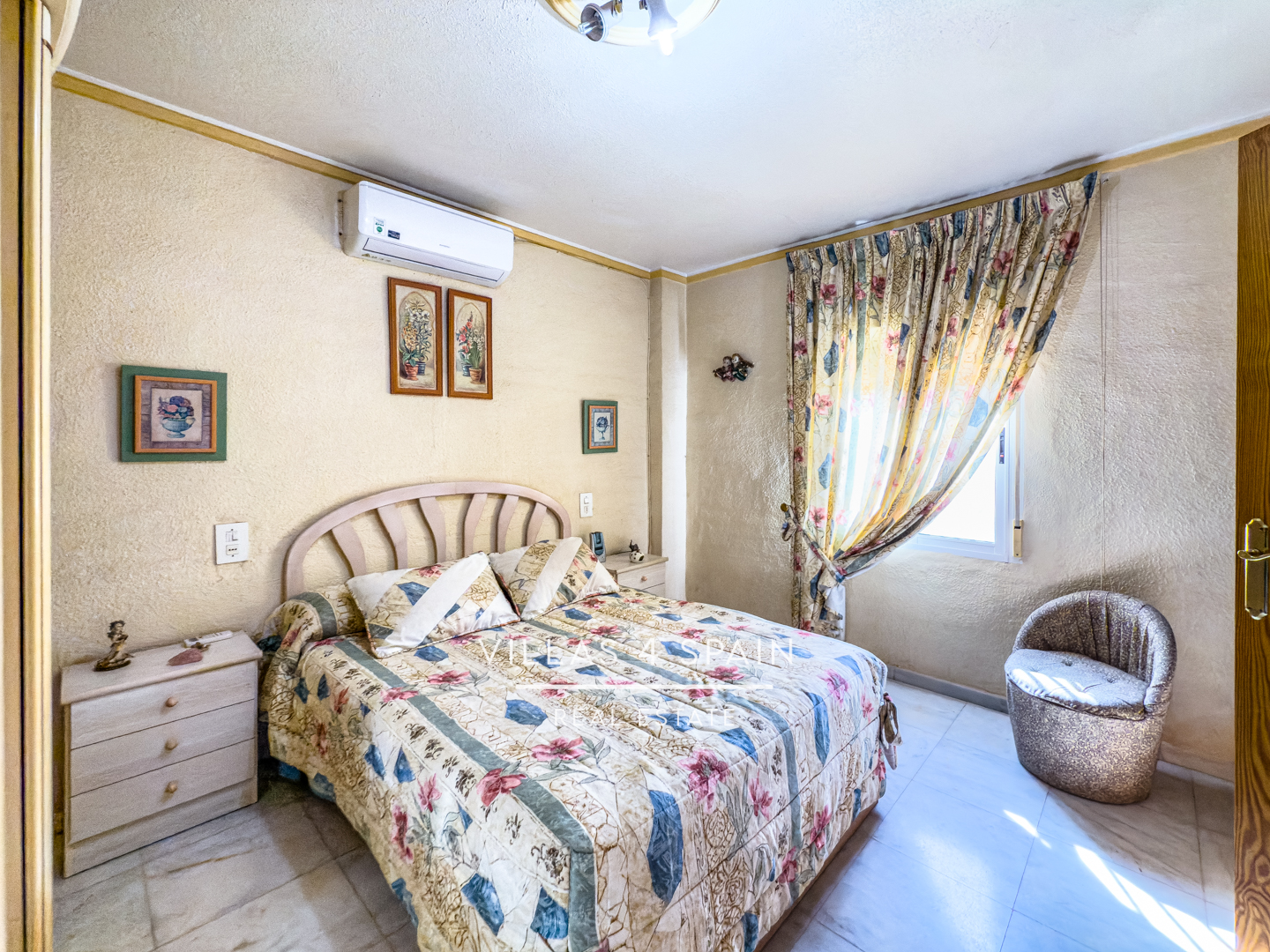 Resale - 3 Bed 3 Bath Villa with Private Pool and Expansive 12,000m² Plot in Hondón de las Nieves - Carr. a Hondón de los Frailes - Alicante Resale - 3 Bed 3 Bath Villa with Private Pool and Expansive 12,000m² Plot in Hondón de las Nieves - Carr. a Hondón de los Frailes - Alicante