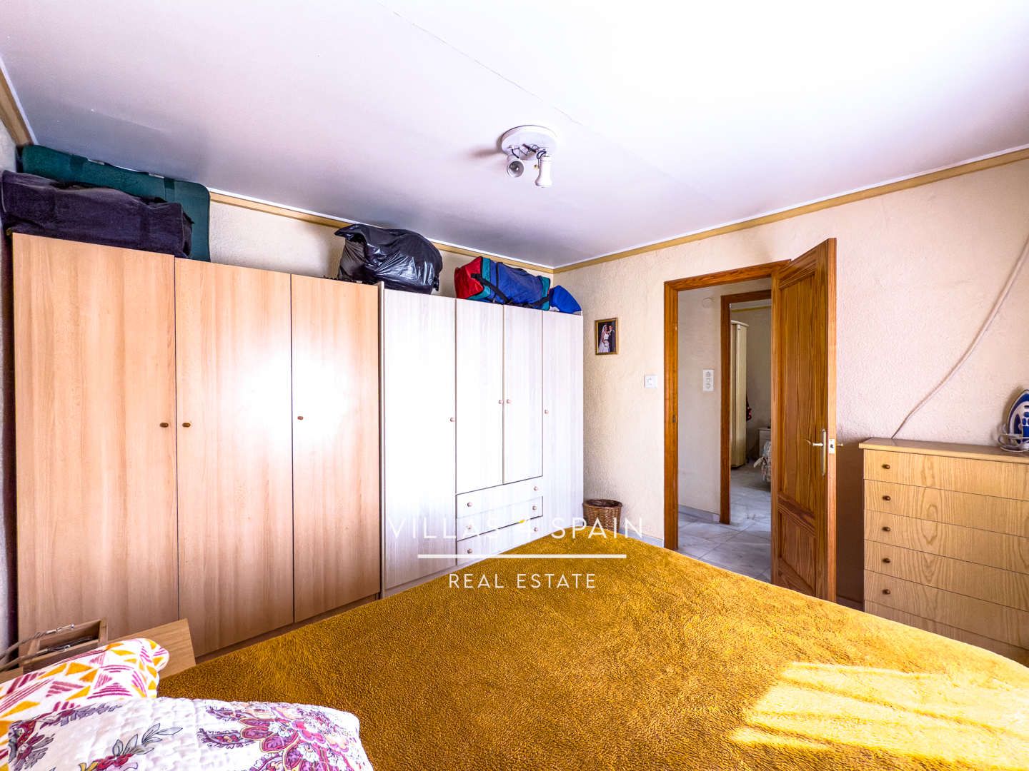 Resale - 3 Bed 3 Bath Villa with Private Pool and Expansive 12,000m² Plot in Hondón de las Nieves - Carr. a Hondón de los Frailes - Alicante Resale - 3 Bed 3 Bath Villa with Private Pool and Expansive 12,000m² Plot in Hondón de las Nieves - Carr. a Hondón de los Frailes - Alicante