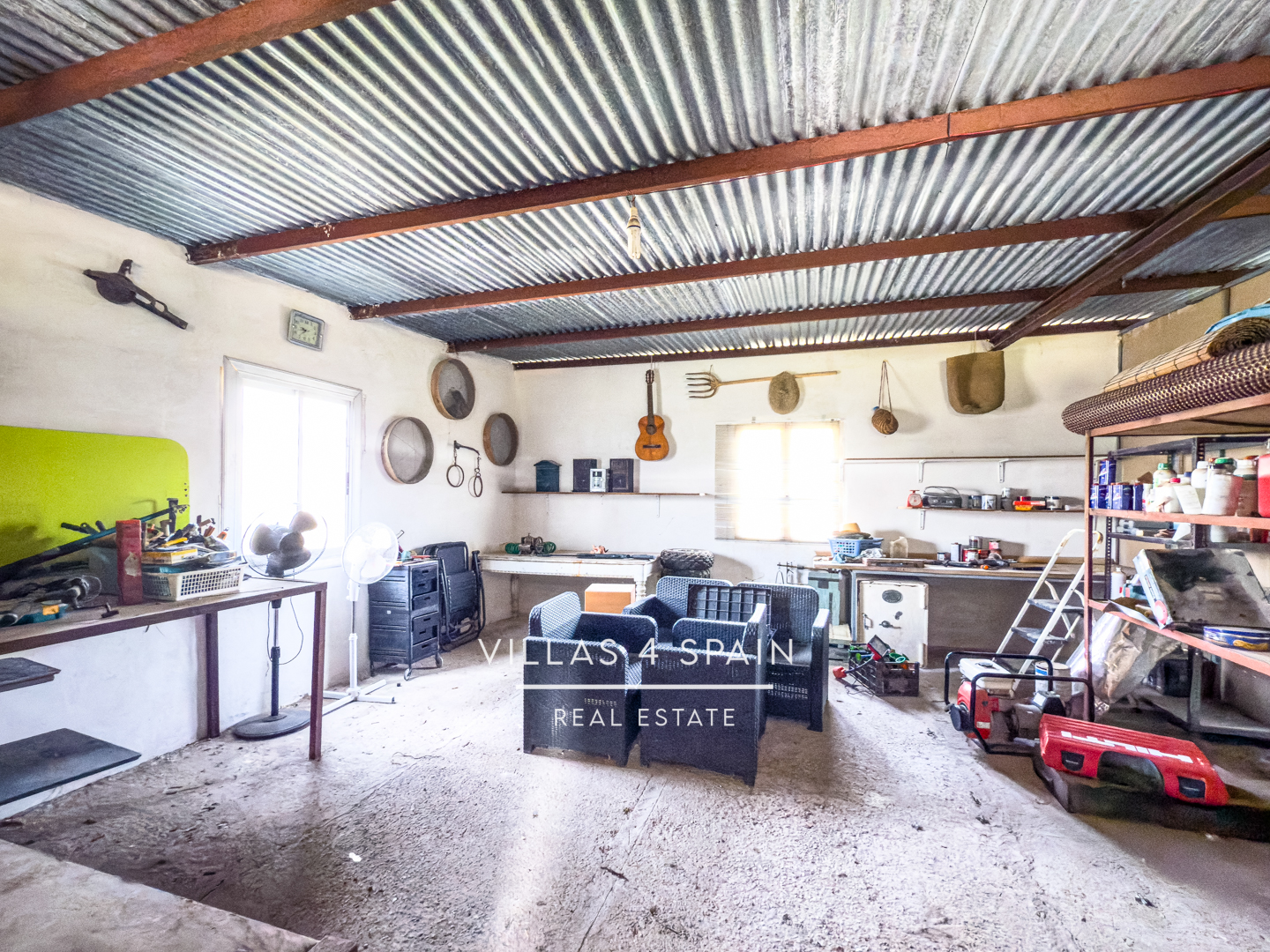 Resale - 3 Bed 3 Bath Villa with Private Pool and Expansive 12,000m² Plot in Hondón de las Nieves - Carr. a Hondón de los Frailes - Alicante Resale - 3 Bed 3 Bath Villa with Private Pool and Expansive 12,000m² Plot in Hondón de las Nieves - Carr. a Hondón de los Frailes - Alicante