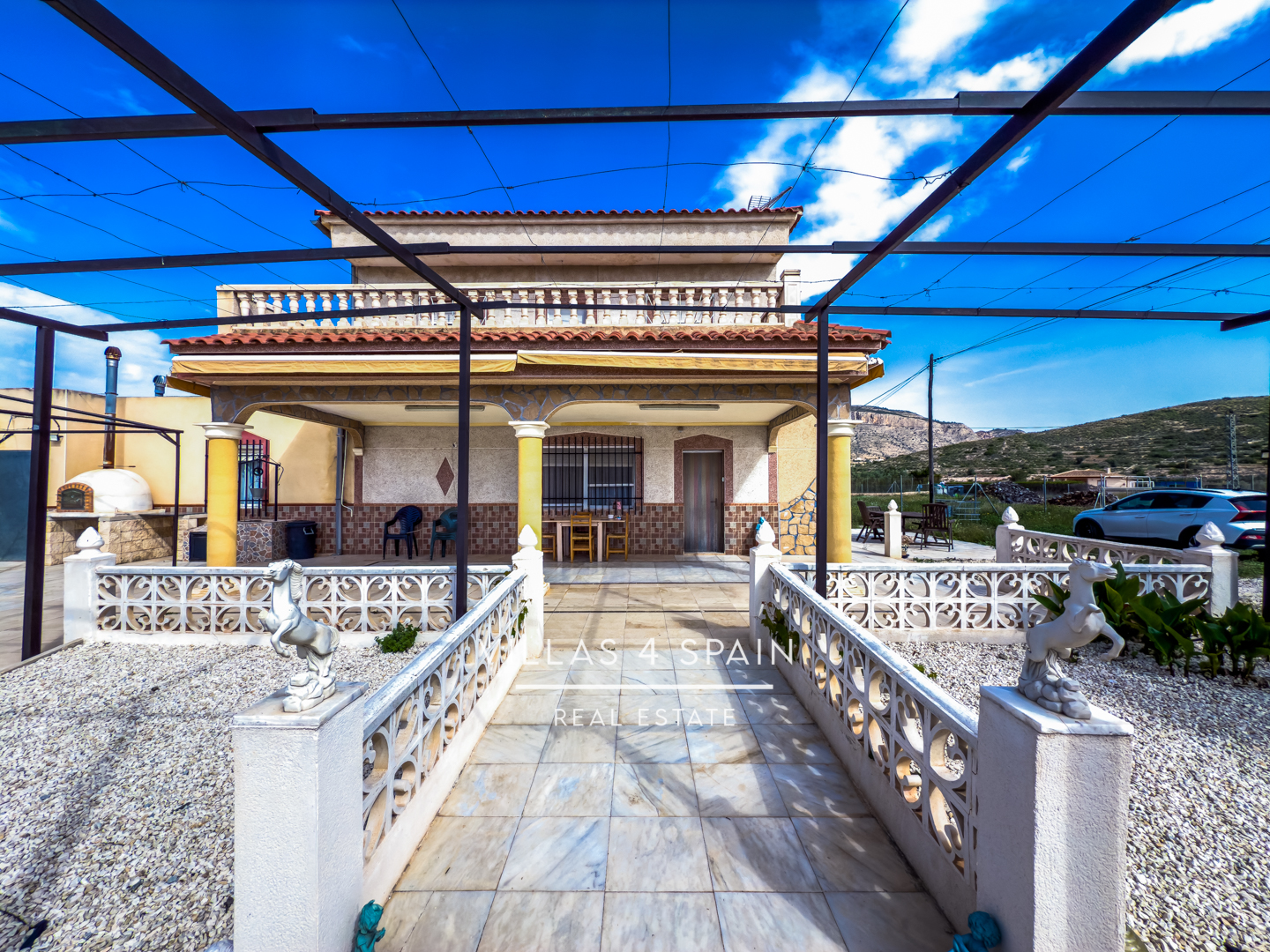 Resale - 3 Bed 3 Bath Villa with Private Pool and Expansive 12,000m² Plot in Hondón de las Nieves - Carr. a Hondón de los Frailes - Alicante Resale - 3 Bed 3 Bath Villa with Private Pool and Expansive 12,000m² Plot in Hondón de las Nieves - Carr. a Hondón de los Frailes - Alicante