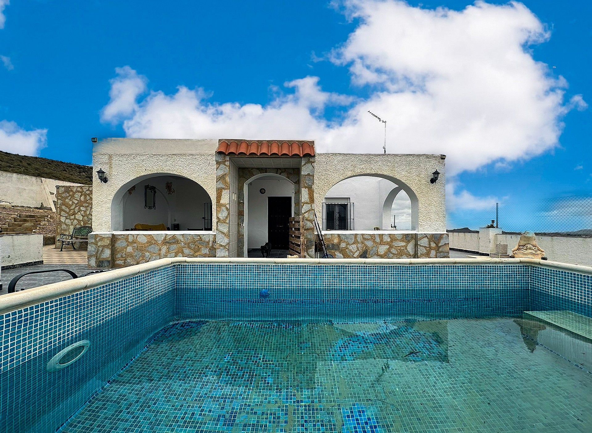 Resale - 4 Bedroom 2 Bathroom Villa in Agost - - Alicante Resale - 4 Bedroom 2 Bathroom Villa in Agost - - Alicante