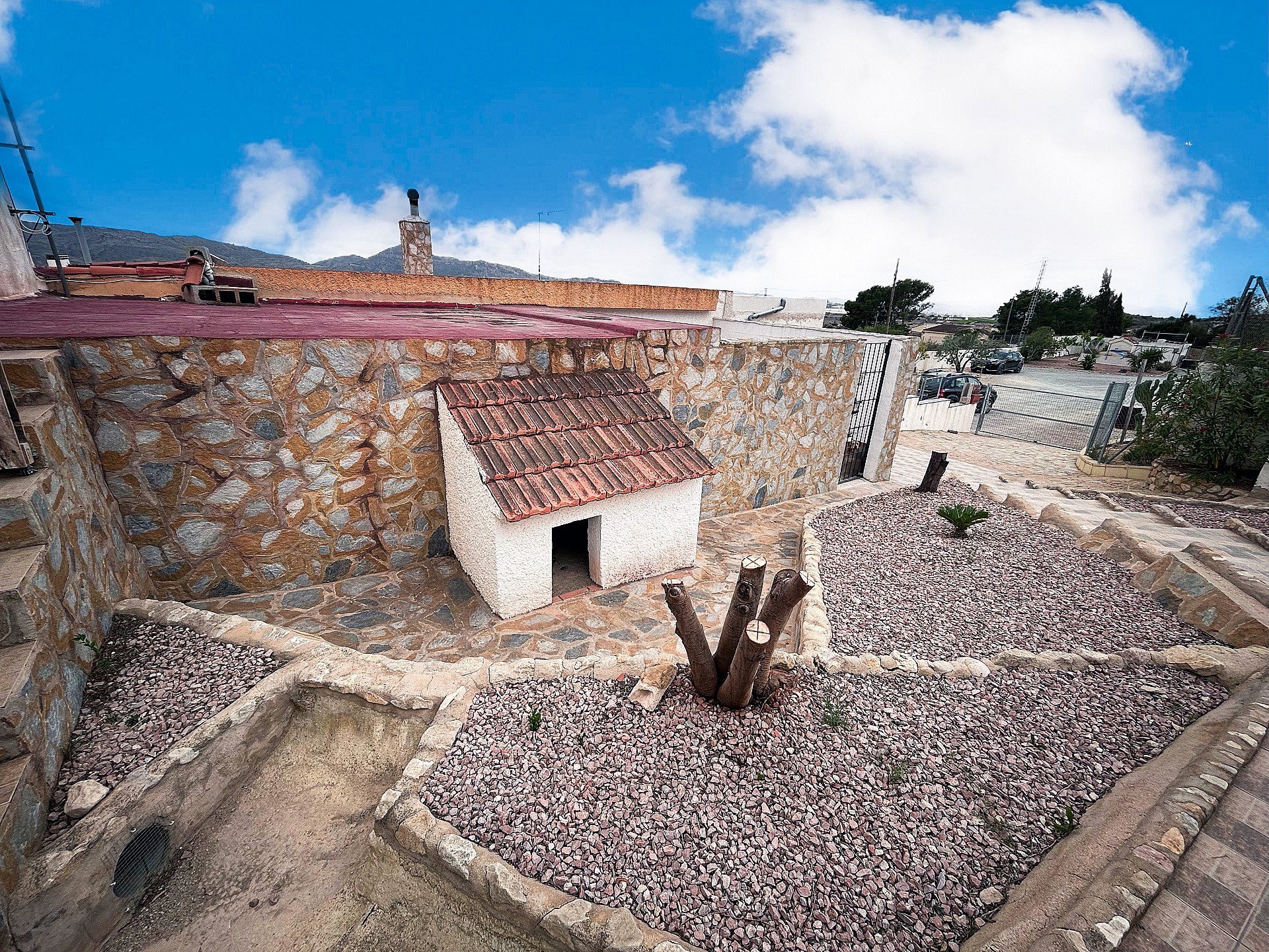 Resale - 4 Bedroom 2 Bathroom Villa in Agost - - Alicante Resale - 4 Bedroom 2 Bathroom Villa in Agost - - Alicante