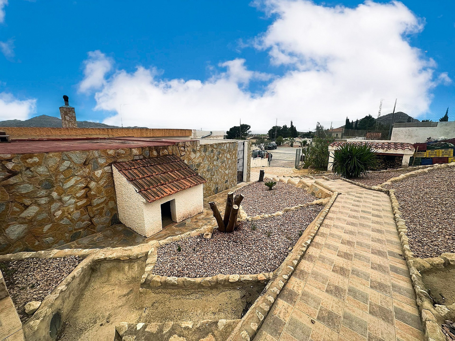 Resale - 4 Bedroom 2 Bathroom Villa in Agost - - Alicante Resale - 4 Bedroom 2 Bathroom Villa in Agost - - Alicante