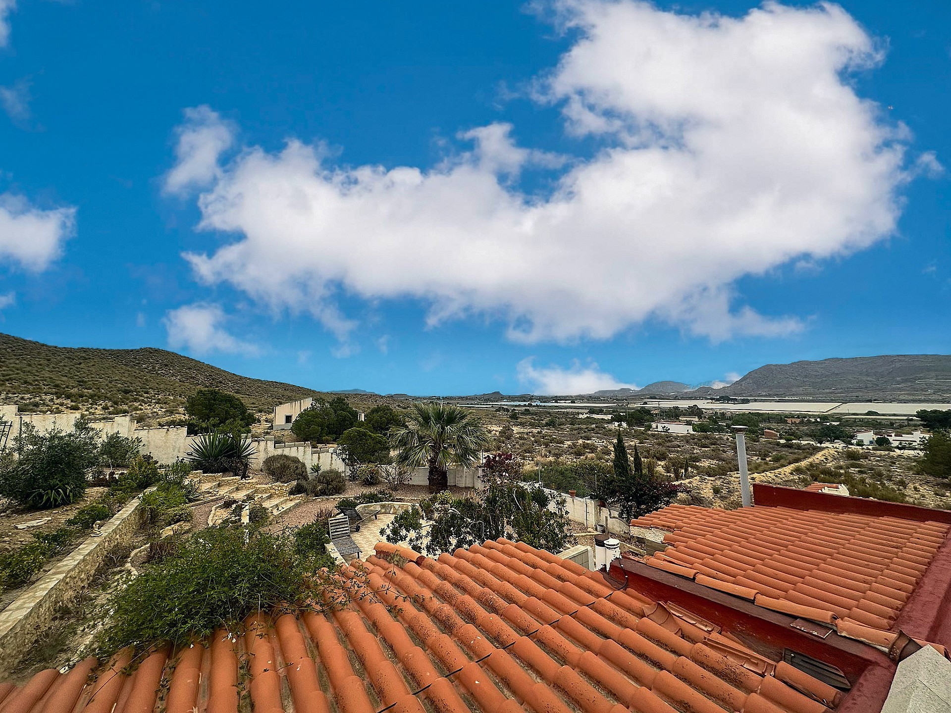 Resale - 4 Bedroom 2 Bathroom Villa in Agost - - Alicante Resale - 4 Bedroom 2 Bathroom Villa in Agost - - Alicante