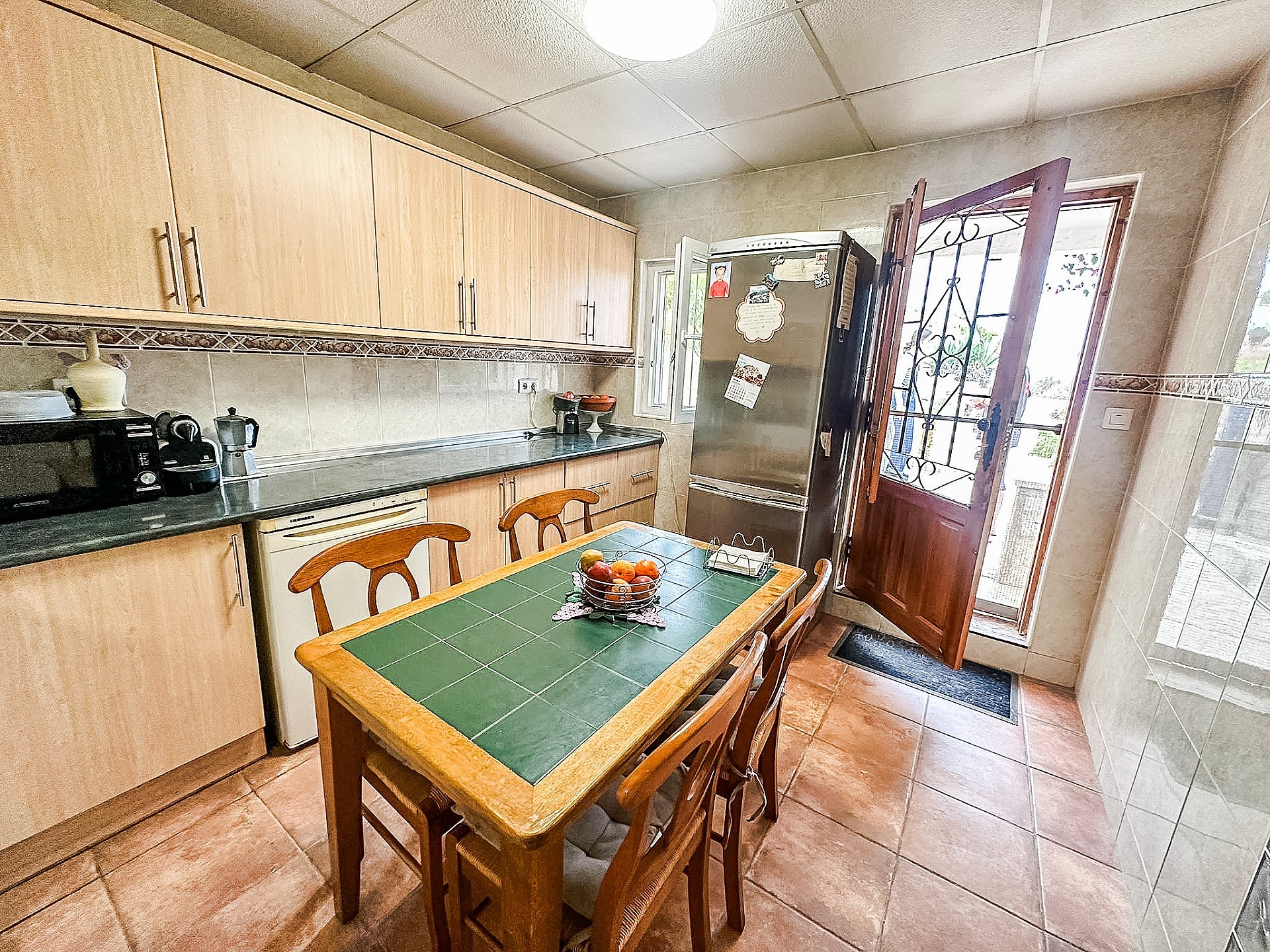 Resale - 4 Bedroom 2 Bathroom Villa in Agost - - Alicante Resale - 4 Bedroom 2 Bathroom Villa in Agost - - Alicante