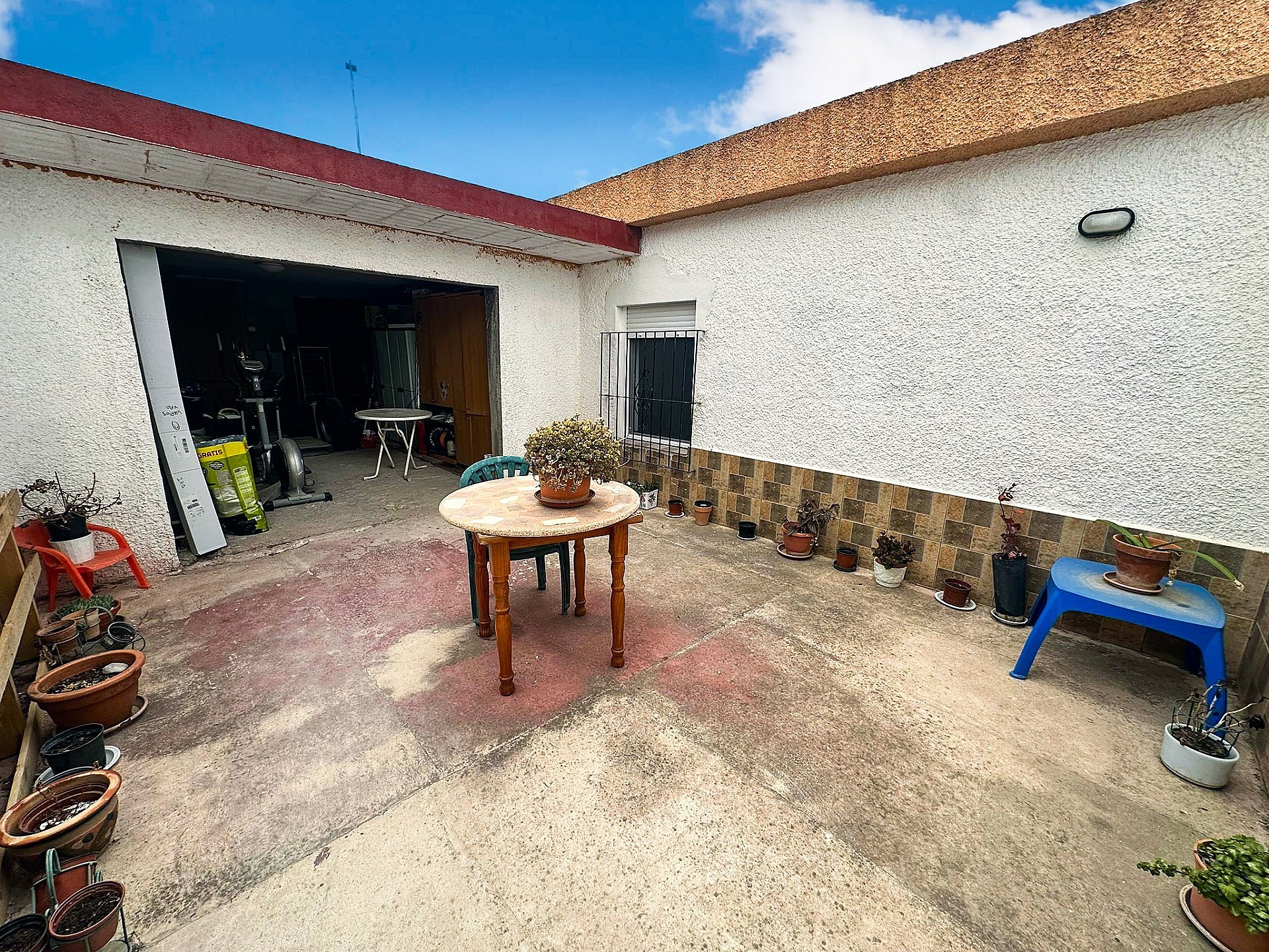 Resale - 4 Bedroom 2 Bathroom Villa in Agost - - Alicante Resale - 4 Bedroom 2 Bathroom Villa in Agost - - Alicante