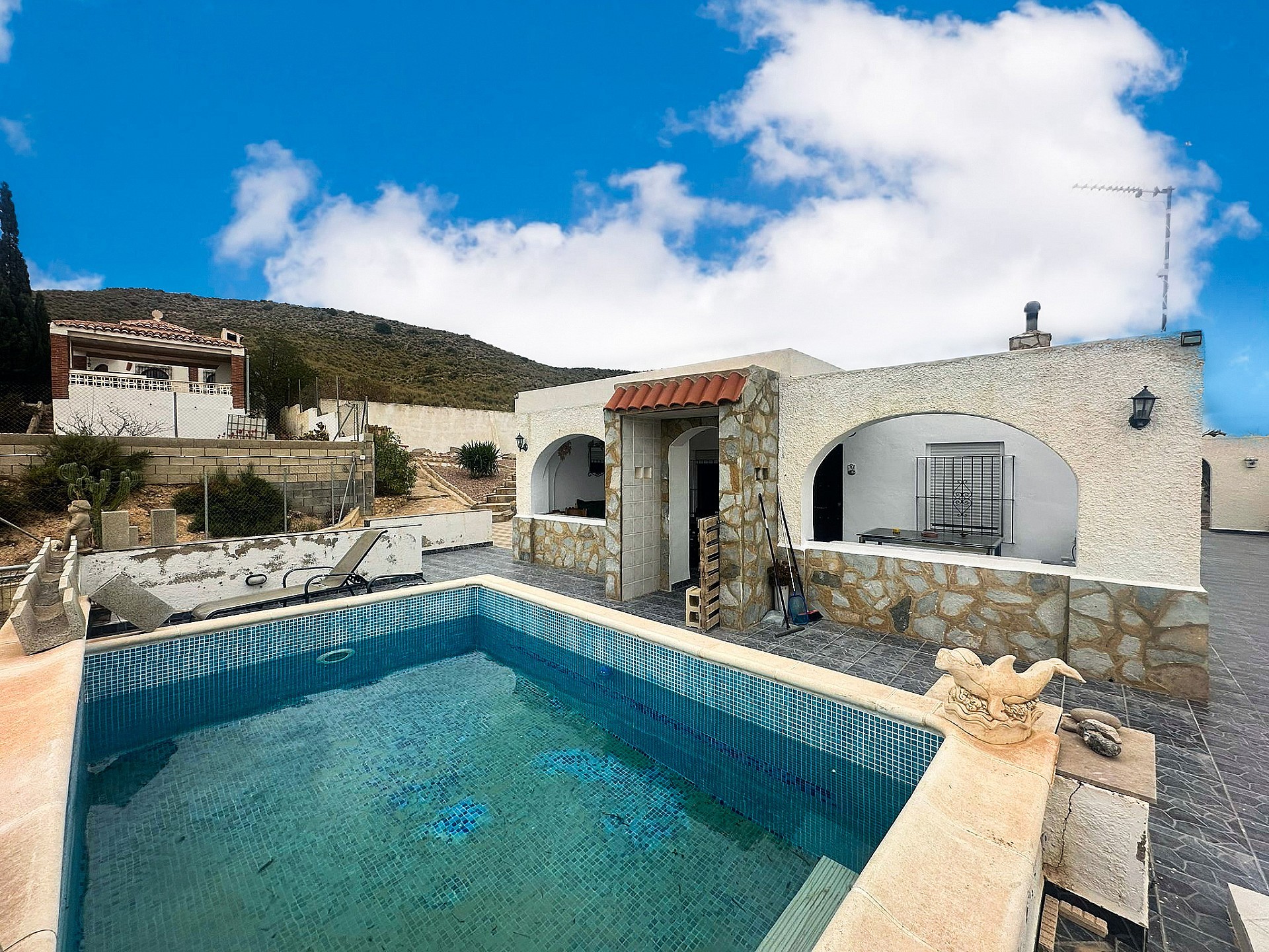 Resale - 4 Bedroom 2 Bathroom Villa in Agost - - Alicante Resale - 4 Bedroom 2 Bathroom Villa in Agost - - Alicante