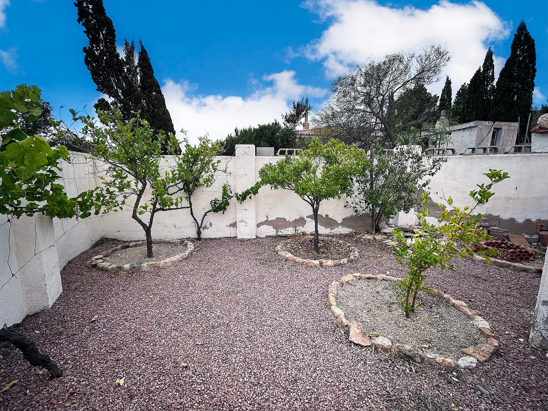 Resale - 4 Bedroom 2 Bathroom Villa in Agost - - Alicante Resale - 4 Bedroom 2 Bathroom Villa in Agost - - Alicante