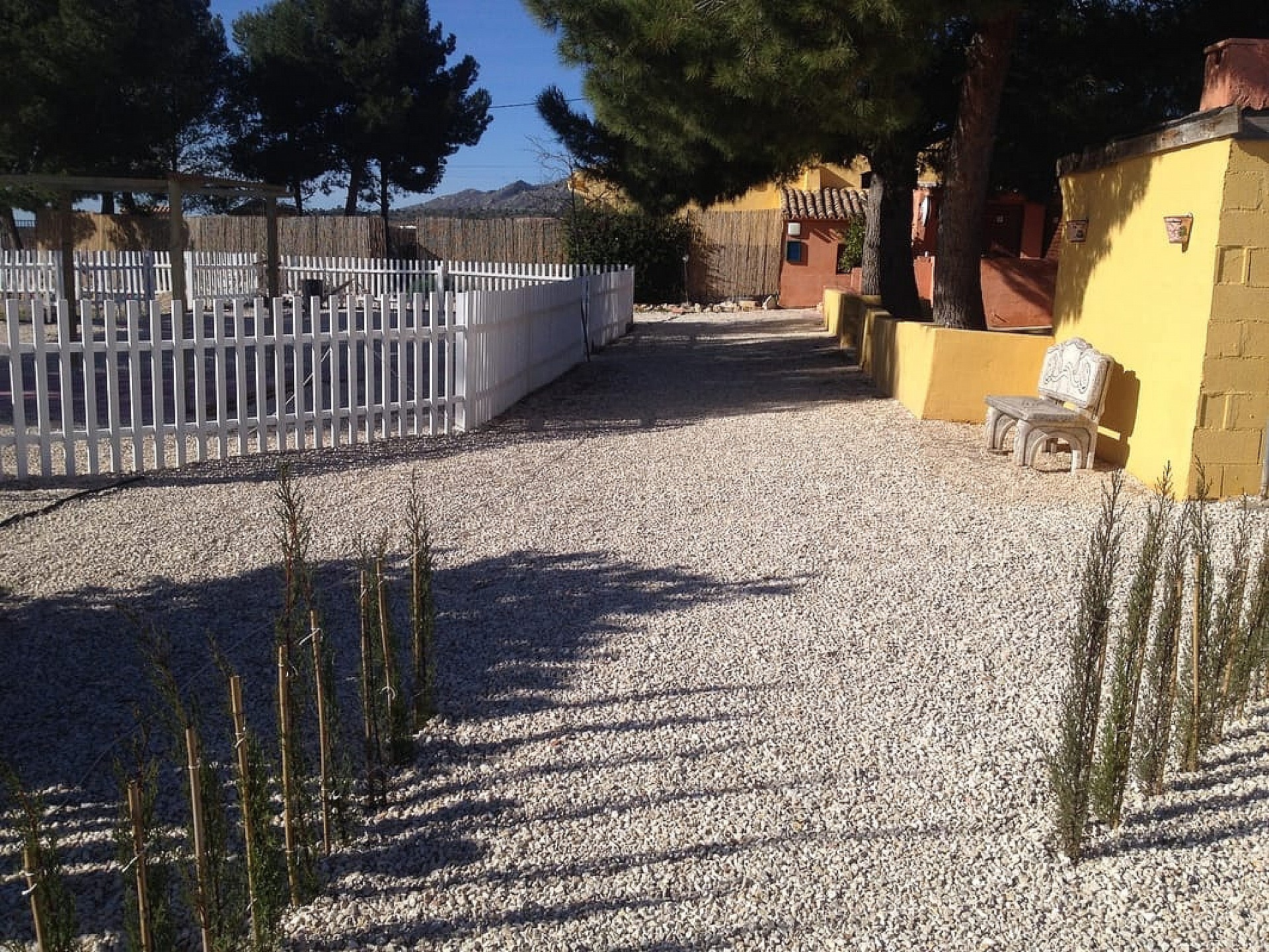 Resale - 3 Bedroom 1 Bathroom Commercial in Pinoso - - Alicante Resale - 3 Bedroom 1 Bathroom Commercial in Pinoso - - Alicante