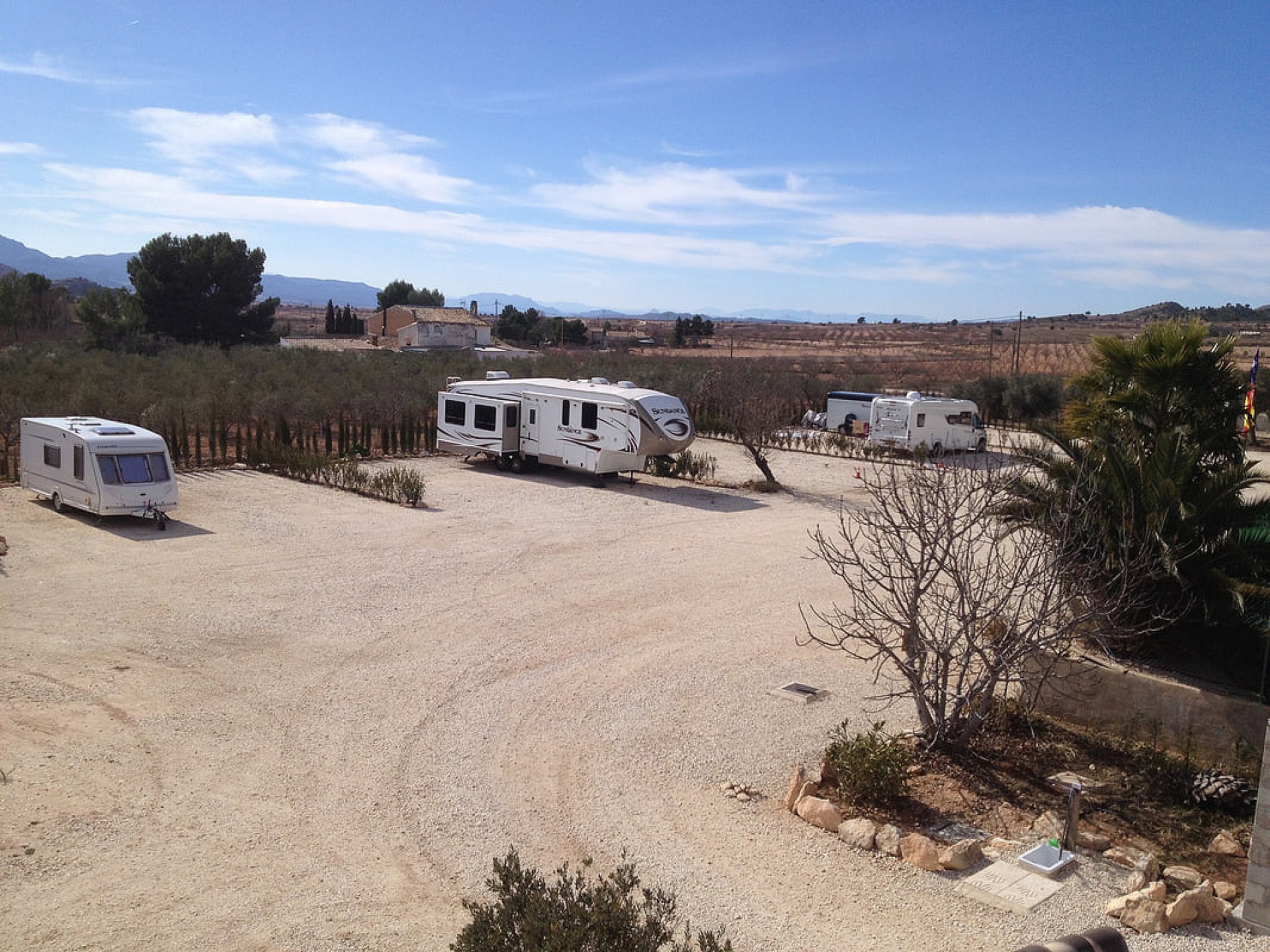 Resale - 3 Bedroom 1 Bathroom Commercial in Pinoso - - Alicante Resale - 3 Bedroom 1 Bathroom Commercial in Pinoso - - Alicante