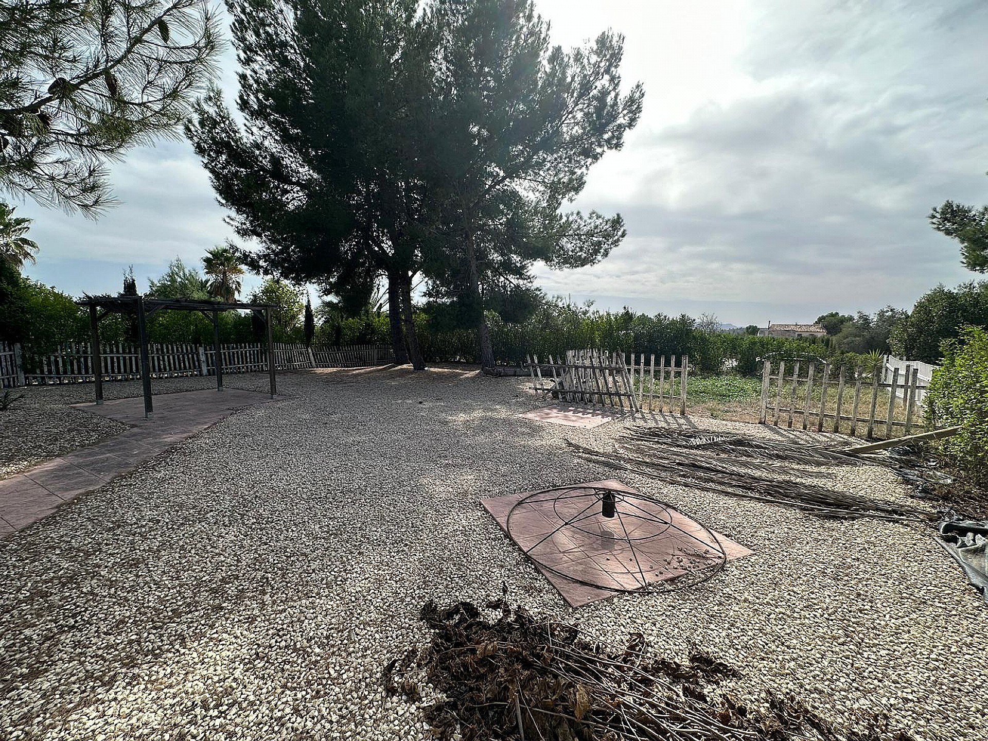 Resale - 3 Bedroom 1 Bathroom Commercial in Pinoso - - Alicante Resale - 3 Bedroom 1 Bathroom Commercial in Pinoso - - Alicante