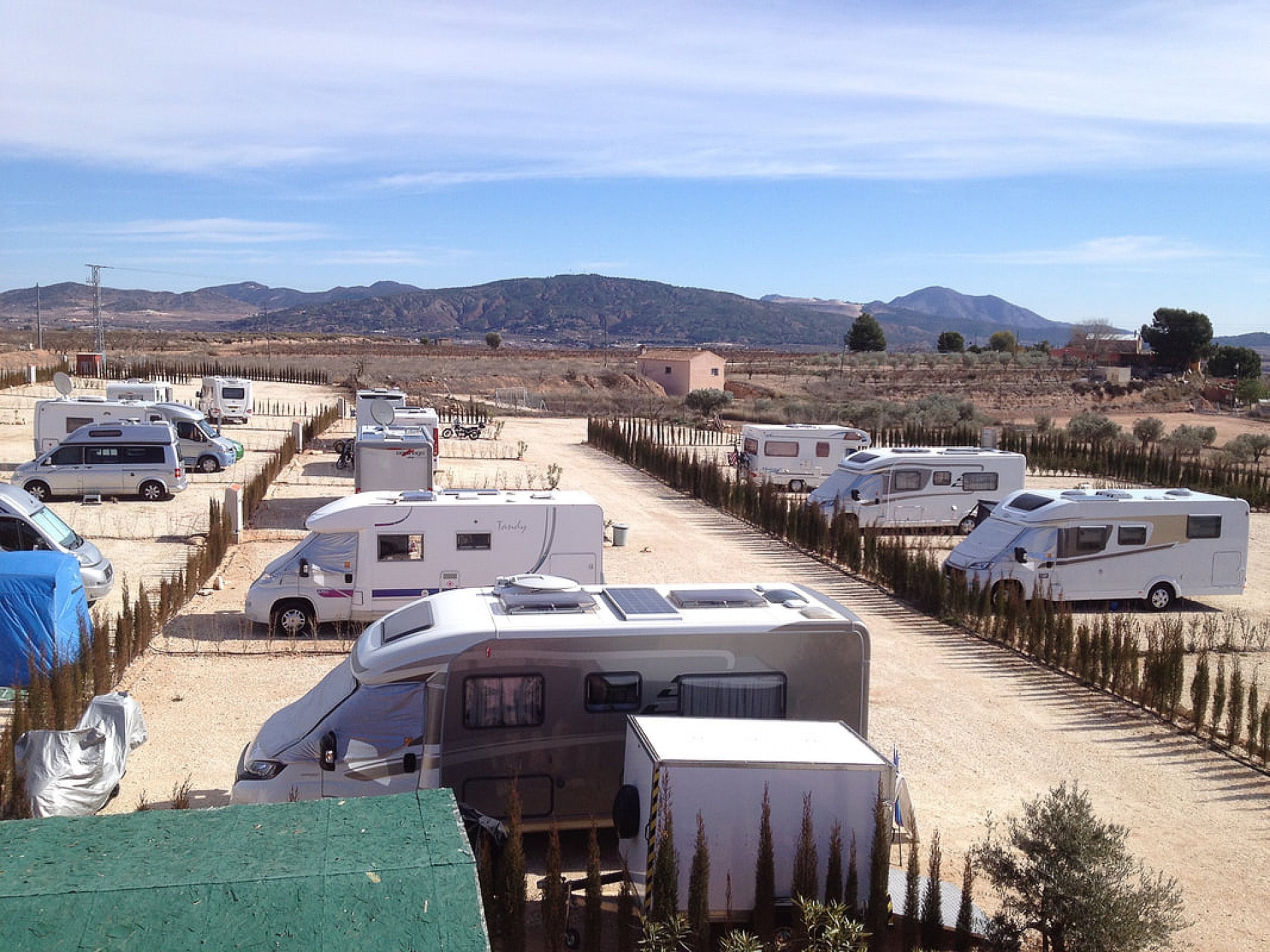 Resale - 3 Bedroom 1 Bathroom Commercial in Pinoso - - Alicante Resale - 3 Bedroom 1 Bathroom Commercial in Pinoso - - Alicante