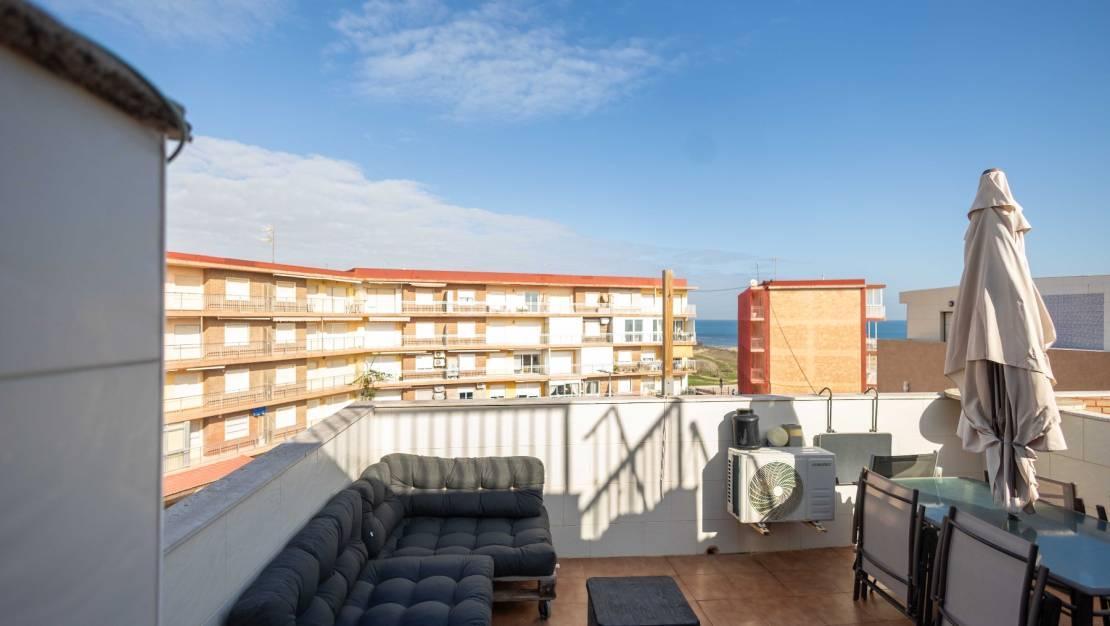 Resale - 3 Bedroom 2 Bathroom Duplex in Torrevieja - PLAYA DE LA MATA - Alicante Resale - 3 Bedroom 2 Bathroom Duplex in Torrevieja - PLAYA DE LA MATA - Alicante