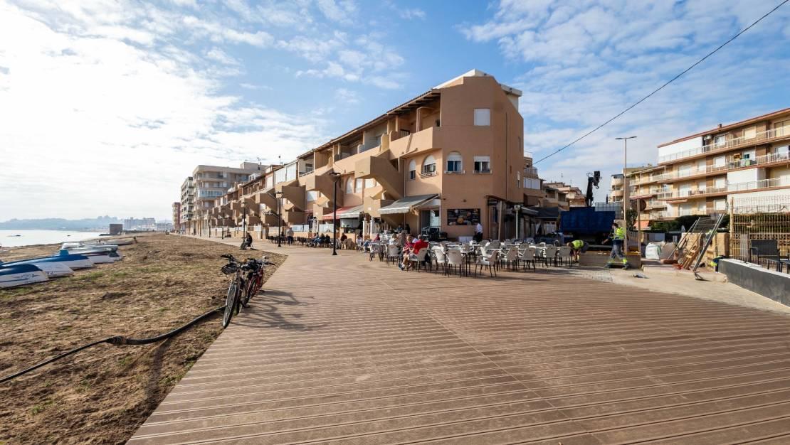 Resale - 3 Bedroom 2 Bathroom Duplex in Torrevieja - PLAYA DE LA MATA - Alicante Resale - 3 Bedroom 2 Bathroom Duplex in Torrevieja - PLAYA DE LA MATA - Alicante