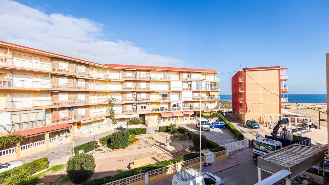 Resale - 3 Bedroom 2 Bathroom Duplex in Torrevieja - PLAYA DE LA MATA - Alicante Resale - 3 Bedroom 2 Bathroom Duplex in Torrevieja - PLAYA DE LA MATA - Alicante
