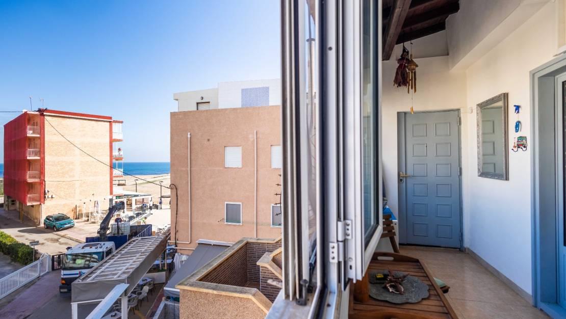Resale - 3 Bedroom 2 Bathroom Duplex in Torrevieja - PLAYA DE LA MATA - Alicante Resale - 3 Bedroom 2 Bathroom Duplex in Torrevieja - PLAYA DE LA MATA - Alicante