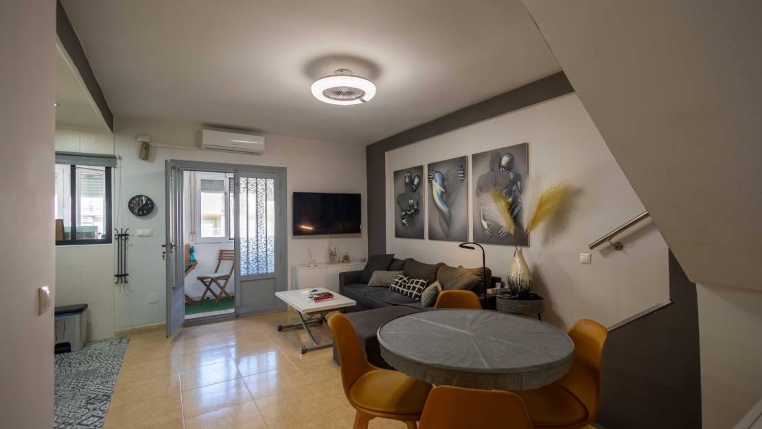 Resale - 3 Bedroom 2 Bathroom Duplex in Torrevieja - PLAYA DE LA MATA - Alicante Resale - 3 Bedroom 2 Bathroom Duplex in Torrevieja - PLAYA DE LA MATA - Alicante