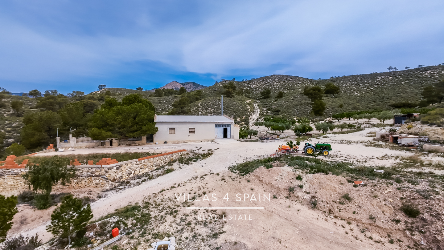 Resale - Land with warehouse for sale in Barinas - RM410 - Murcia Resale - Land with warehouse for sale in Barinas - RM410 - Murcia