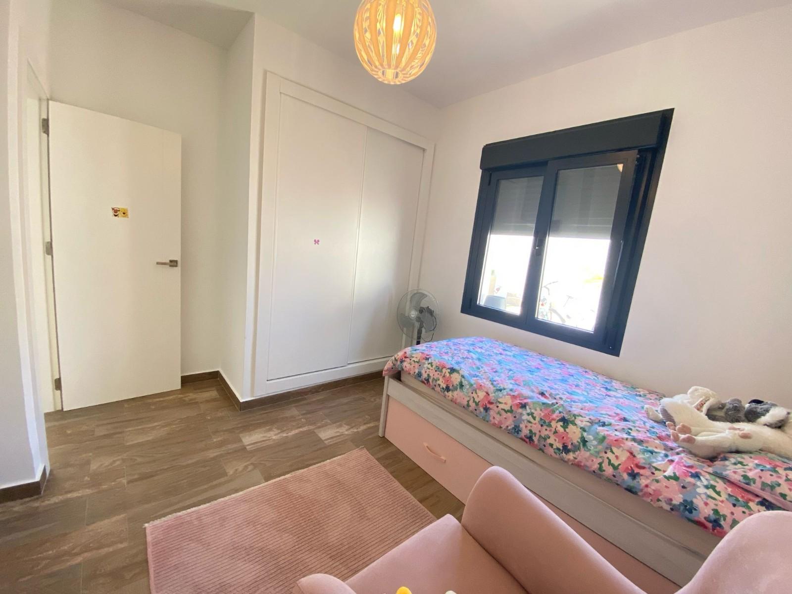 Resale - 3 Bedroom 3 Bathroom Chalet in Orihuela Costa - Villamartin - Alicante Resale - 3 Bedroom 3 Bathroom Chalet in Orihuela Costa - Villamartin - Alicante