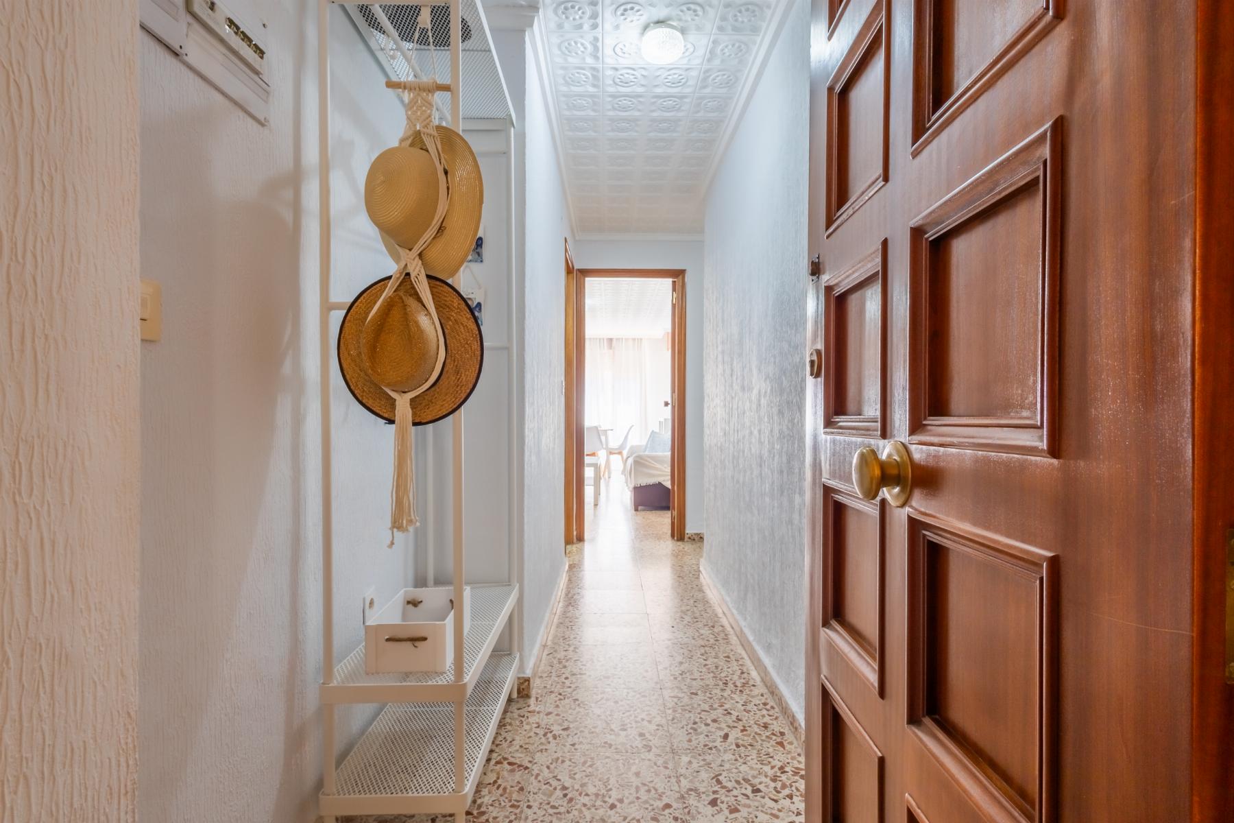 Resale - 3 Bedroom 2 Bathroom Apartamento in Torrevieja - playa de los naufragos - Alicante Resale - 3 Bedroom 2 Bathroom Apartamento in Torrevieja - playa de los naufragos - Alicante