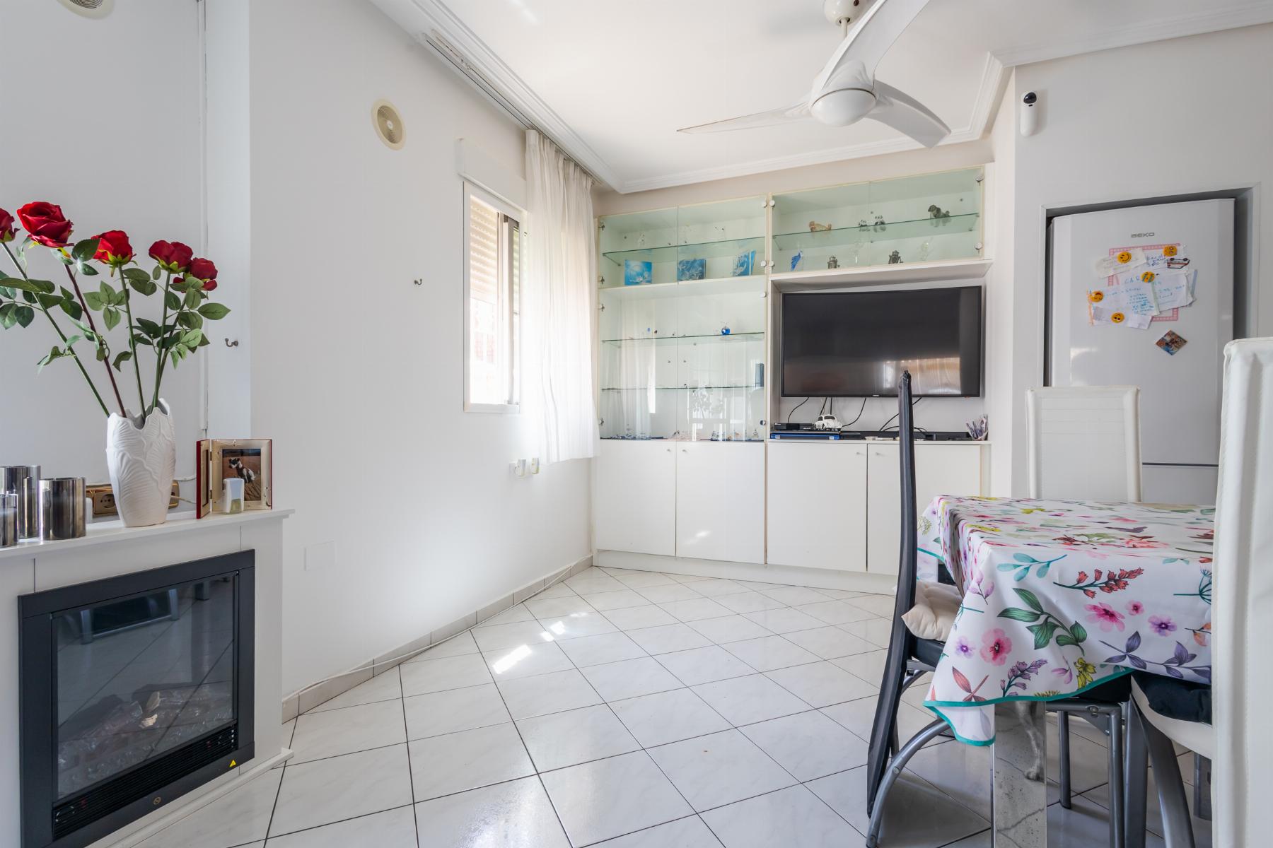 Resale - 2 Bedroom 2 Bathroom Duplex in Orihuela Costa - Lomas de Cabo Roig - Alicante Resale - 2 Bedroom 2 Bathroom Duplex in Orihuela Costa - Lomas de Cabo Roig - Alicante