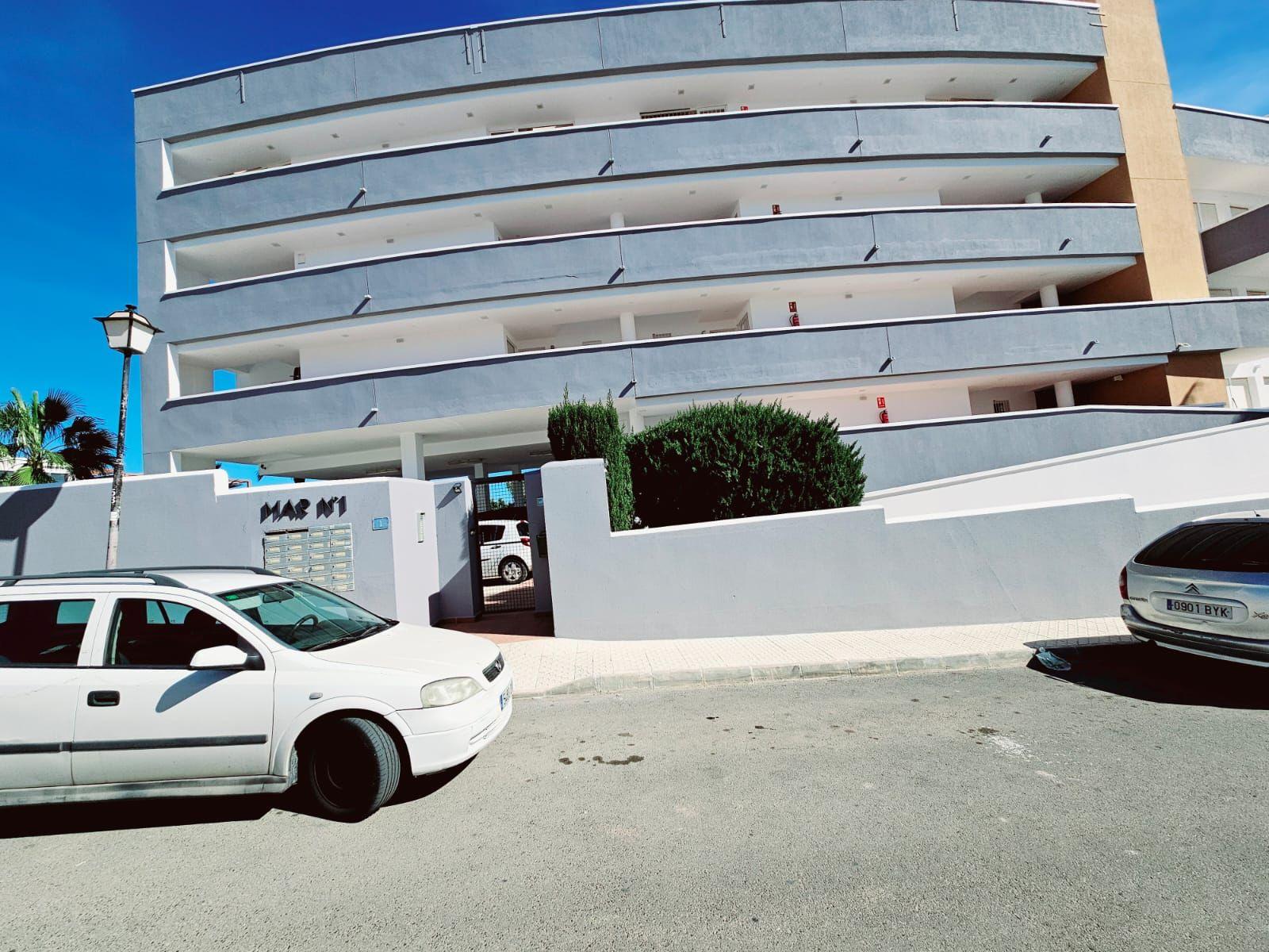 Resale - 2 Bedroom 2 Bathroom Apartamento in Orihuela Costa - Villamartin - Alicante Resale - 2 Bedroom 2 Bathroom Apartamento in Orihuela Costa - Villamartin - Alicante