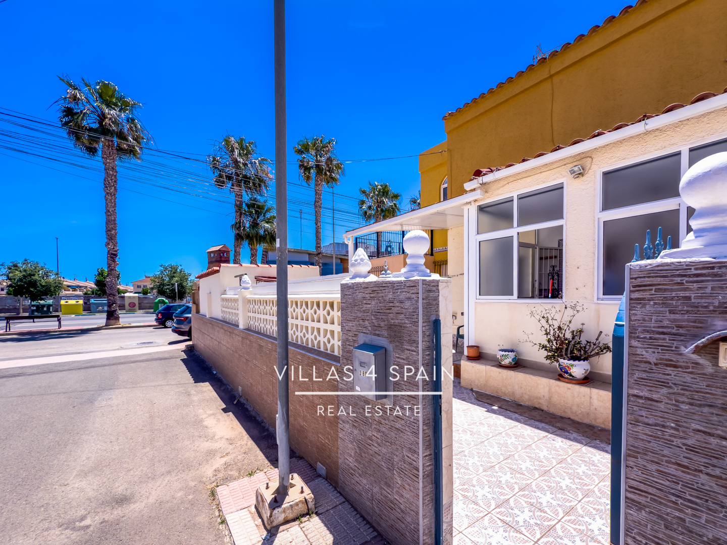 Resale - Groundfloor apartment with front garden in Los Narejos - Los alcazares, 15 min walk to the beach - av. de santiago - Murcia Resale - Groundfloor apartment with front garden in Los Narejos - Los alcazares, 15 min walk to the beach - av. de santiago - Murcia