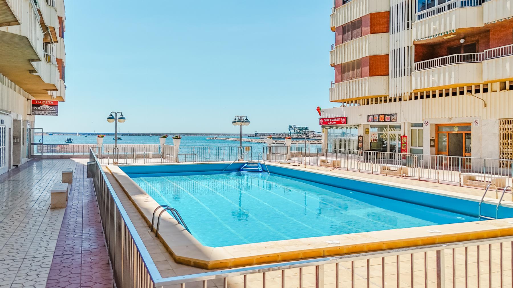Resale - 3 Bedroom 3 Bathroom Apartamento in Torrevieja - Playa de La Acequion - Alicante Resale - 3 Bedroom 3 Bathroom Apartamento in Torrevieja - Playa de La Acequion - Alicante