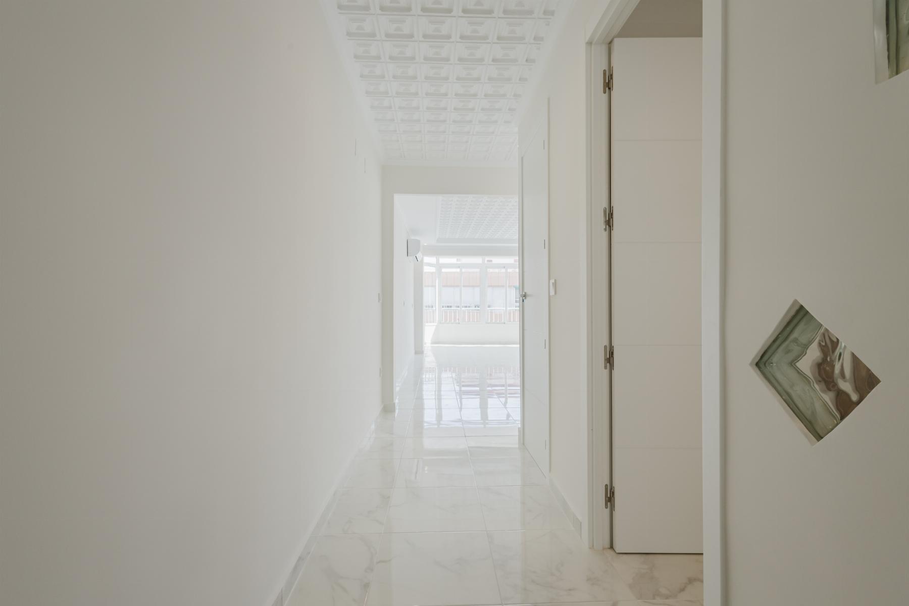 Resale - 3 Bedroom 3 Bathroom Apartamento in Torrevieja - Playa de La Acequion - Alicante Resale - 3 Bedroom 3 Bathroom Apartamento in Torrevieja - Playa de La Acequion - Alicante