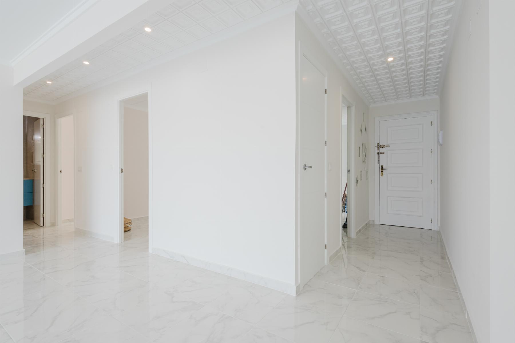 Resale - 3 Bedroom 3 Bathroom Apartamento in Torrevieja - Playa de La Acequion - Alicante Resale - 3 Bedroom 3 Bathroom Apartamento in Torrevieja - Playa de La Acequion - Alicante