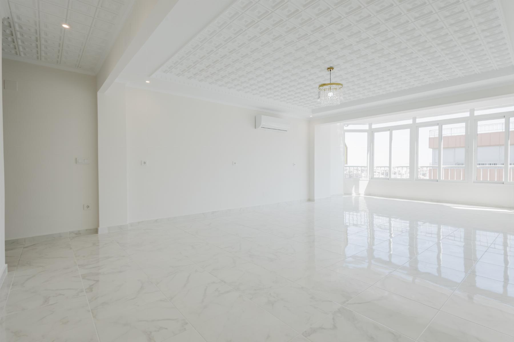 Resale - 3 Bedroom 3 Bathroom Apartamento in Torrevieja - Playa de La Acequion - Alicante Resale - 3 Bedroom 3 Bathroom Apartamento in Torrevieja - Playa de La Acequion - Alicante