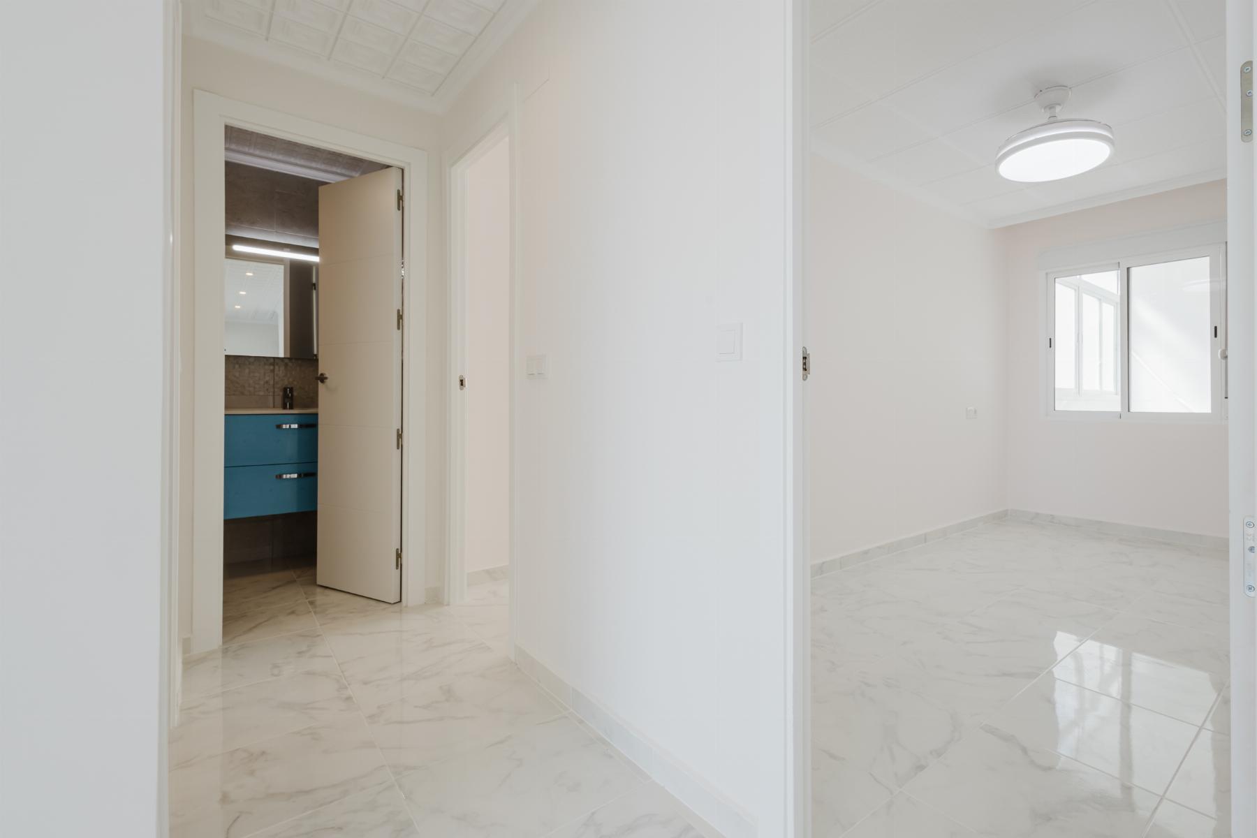 Resale - 3 Bedroom 3 Bathroom Apartamento in Torrevieja - Playa de La Acequion - Alicante Resale - 3 Bedroom 3 Bathroom Apartamento in Torrevieja - Playa de La Acequion - Alicante
