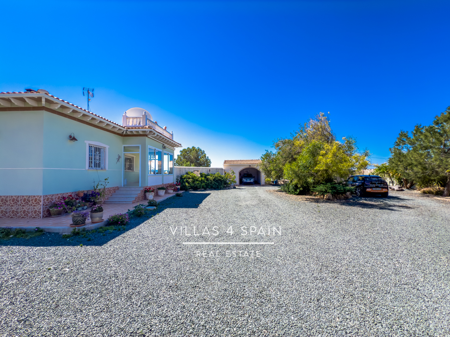 Resale - 3 Bedroom 3 Bathroom Villa with private pool and large plot in Macisvenda - cam. de la boquera - Murcia Resale - 3 Bedroom 3 Bathroom Villa with private pool and large plot in Macisvenda - cam. de la boquera - Murcia